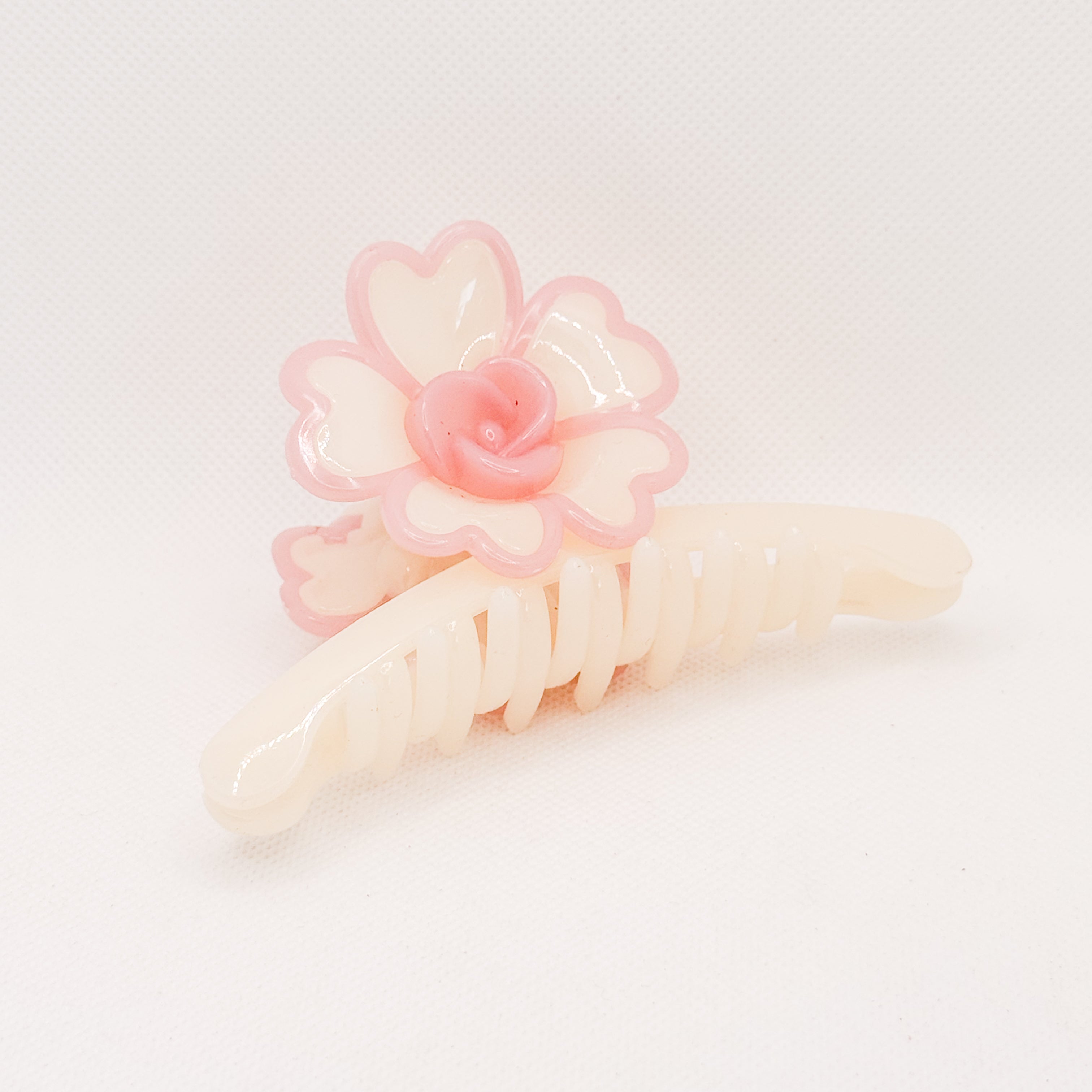 pink daisy hair claw