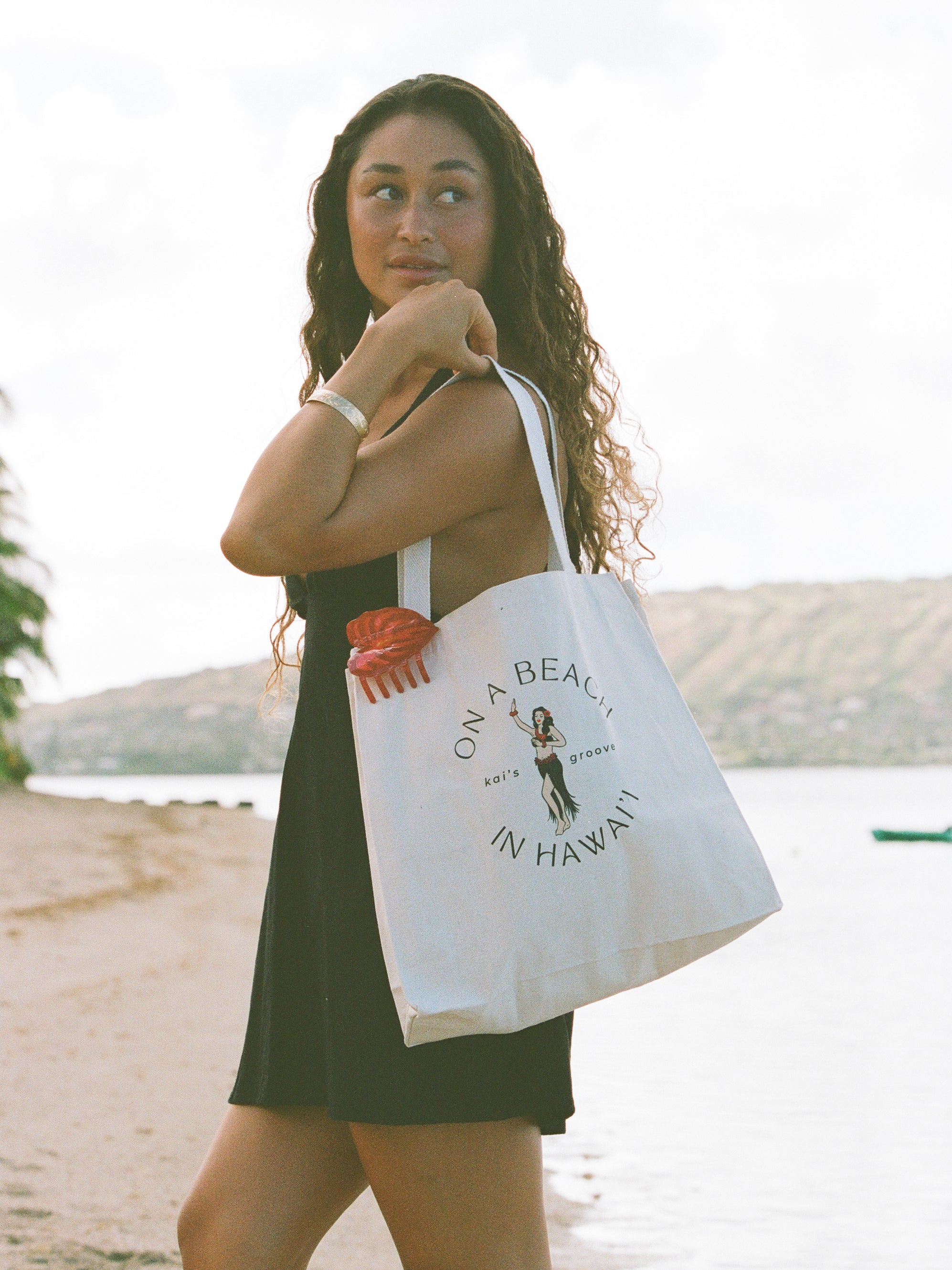 on a beach in hawai'i - canvas tote bag