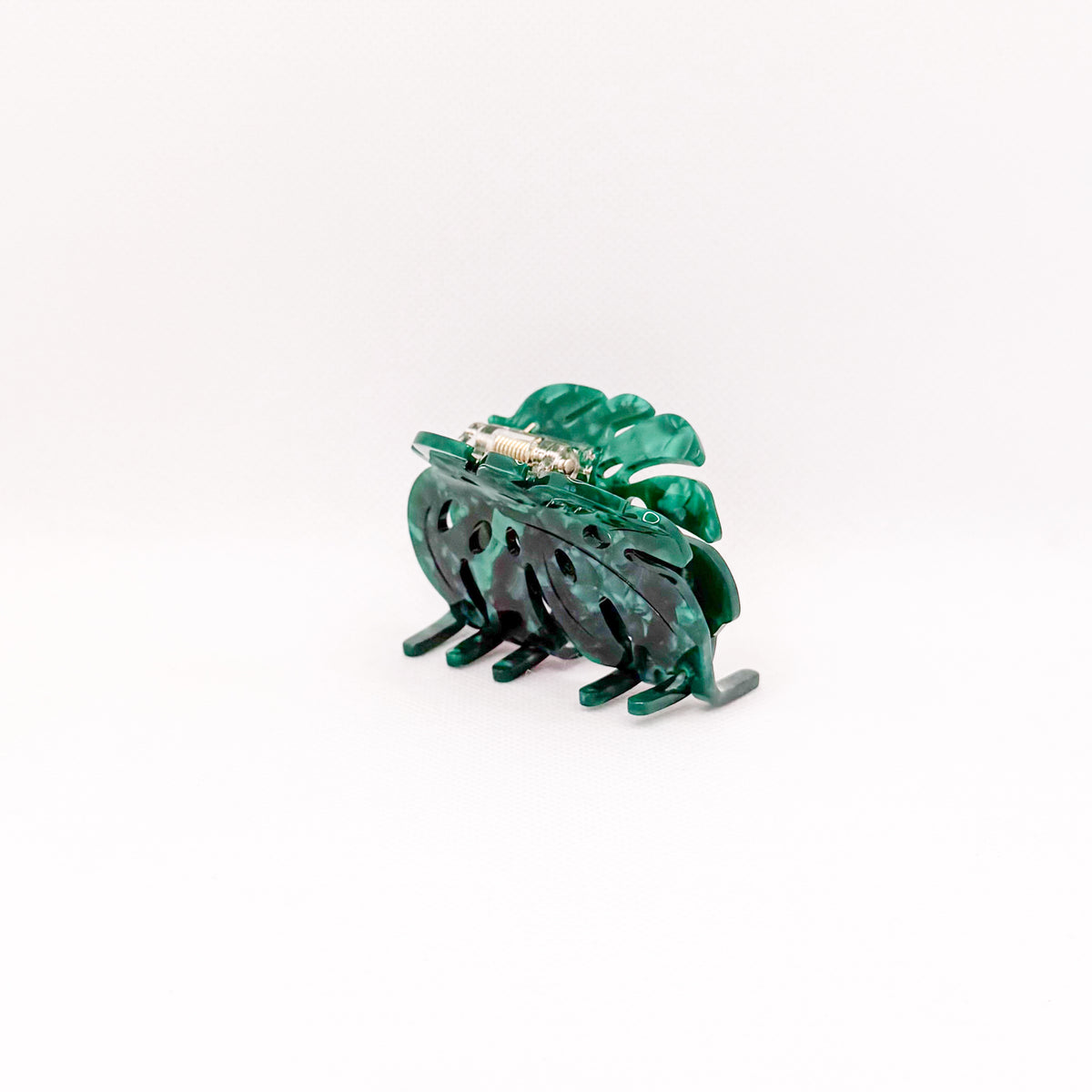 small green monstera hair claw