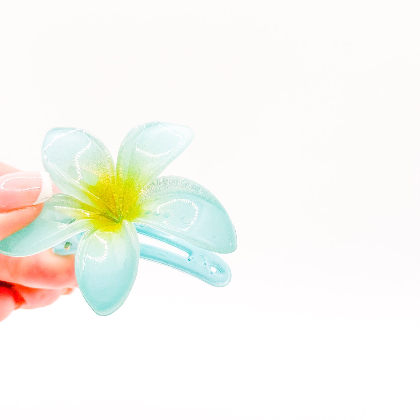aqua midi plumeria hair clip