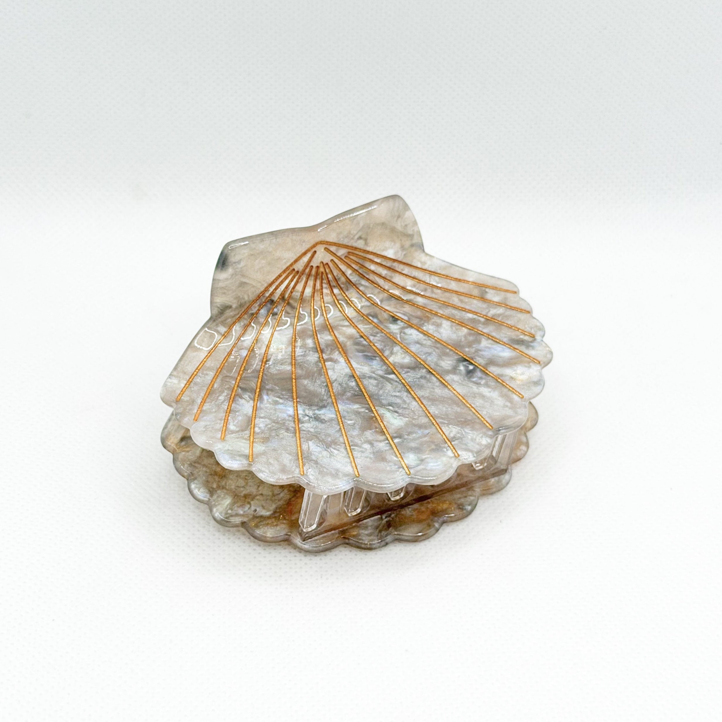 island stone shell hair claw
