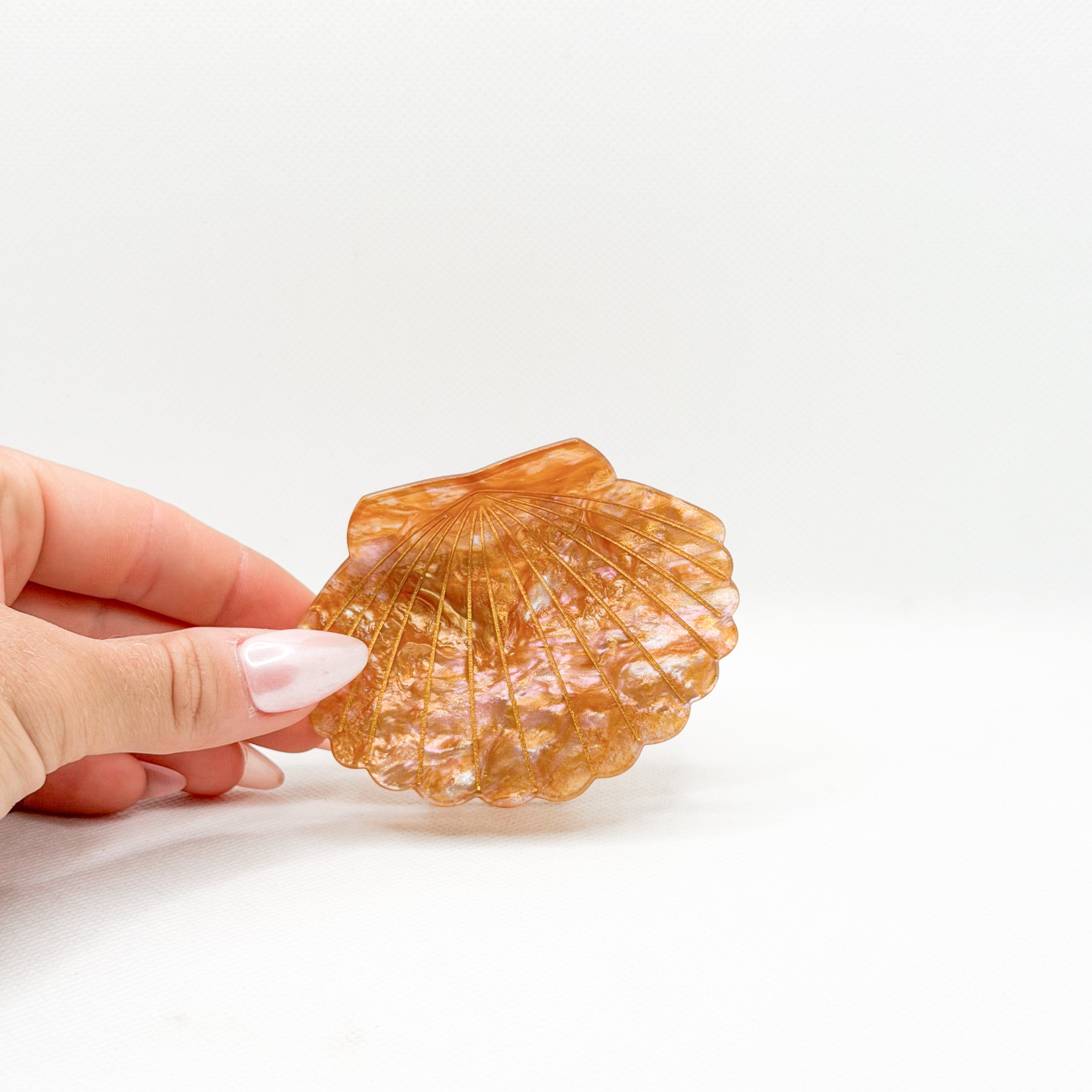 island orange shell hair claw