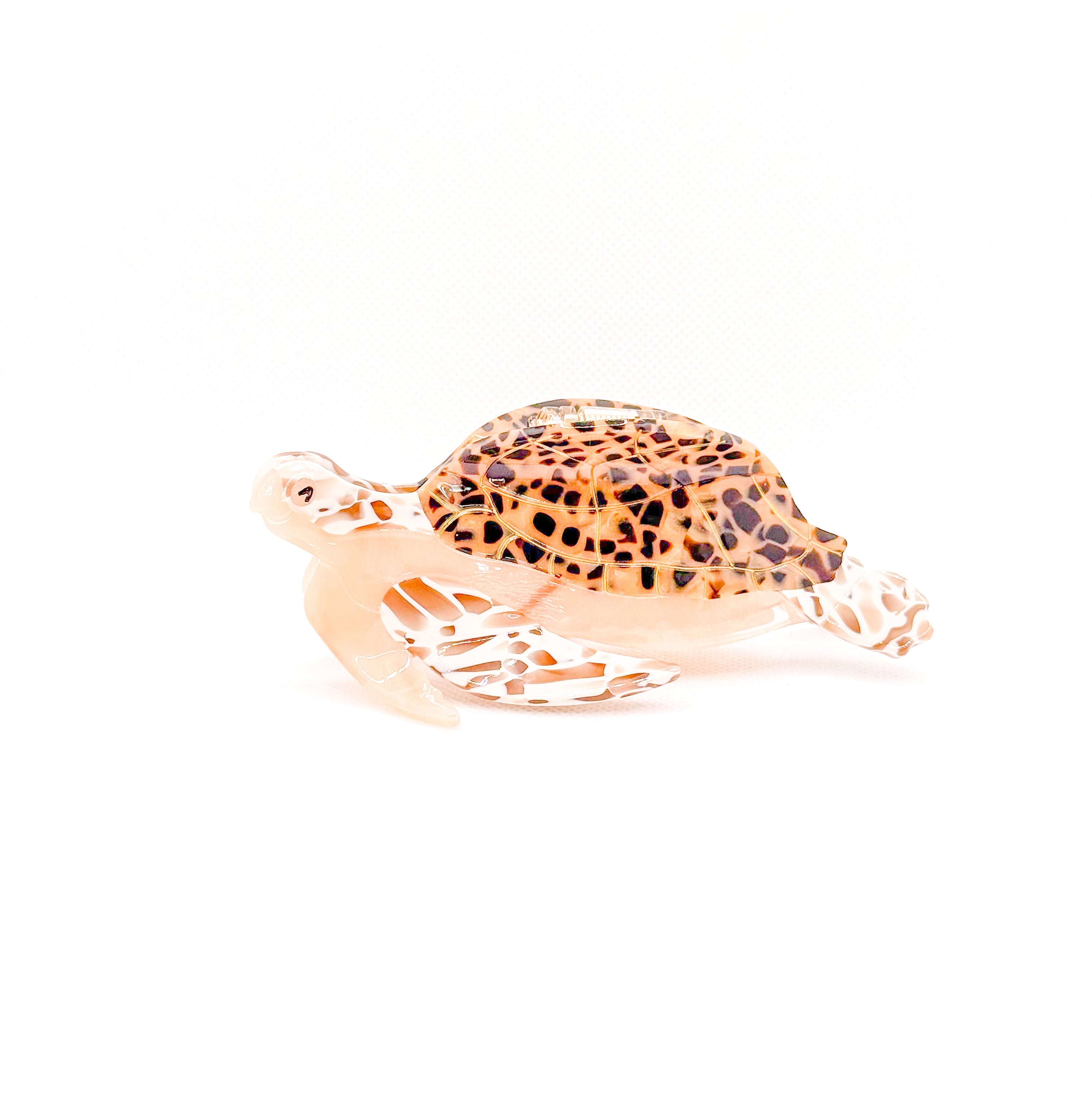 brown “honu” sea turtle hair clip