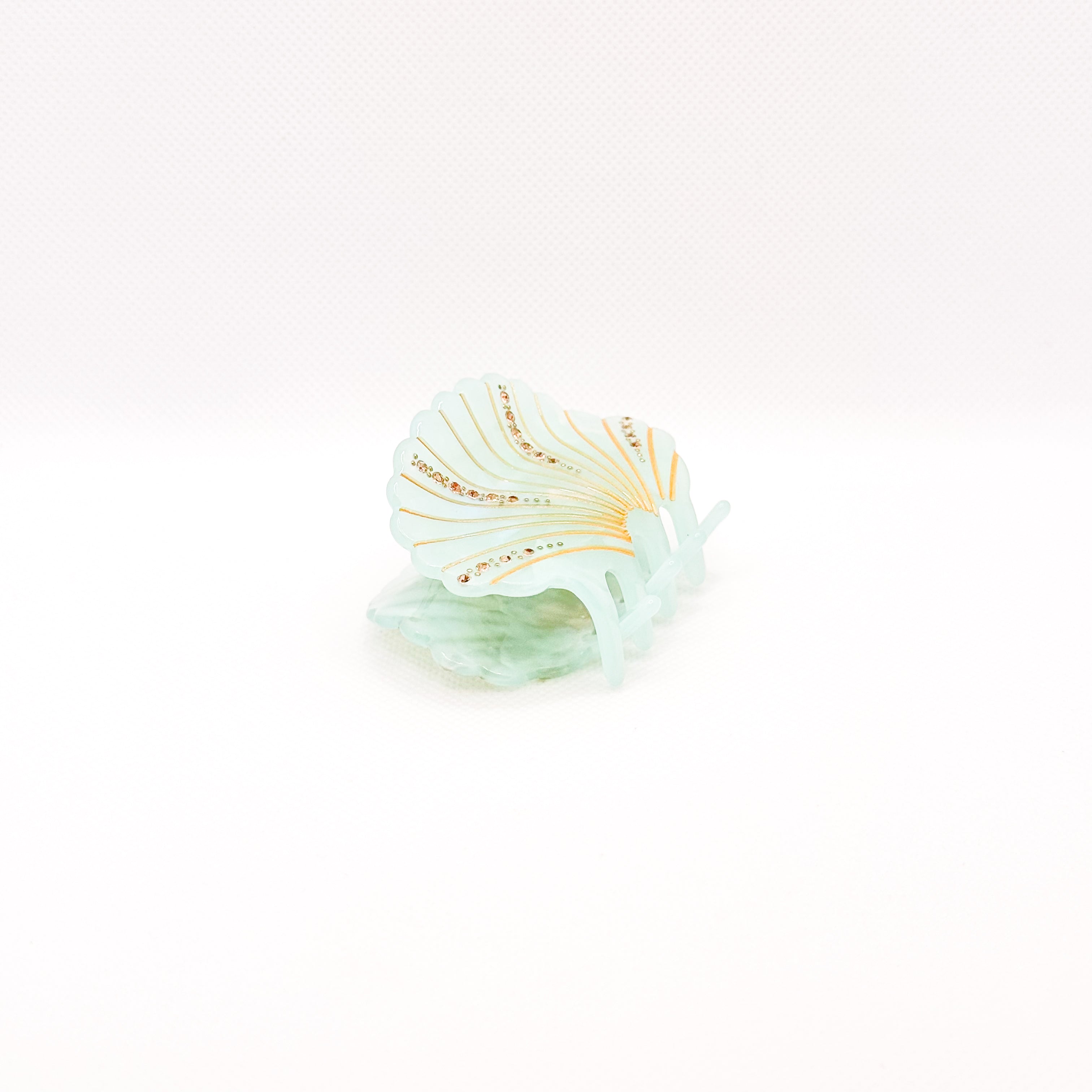 coastal shell hair clip