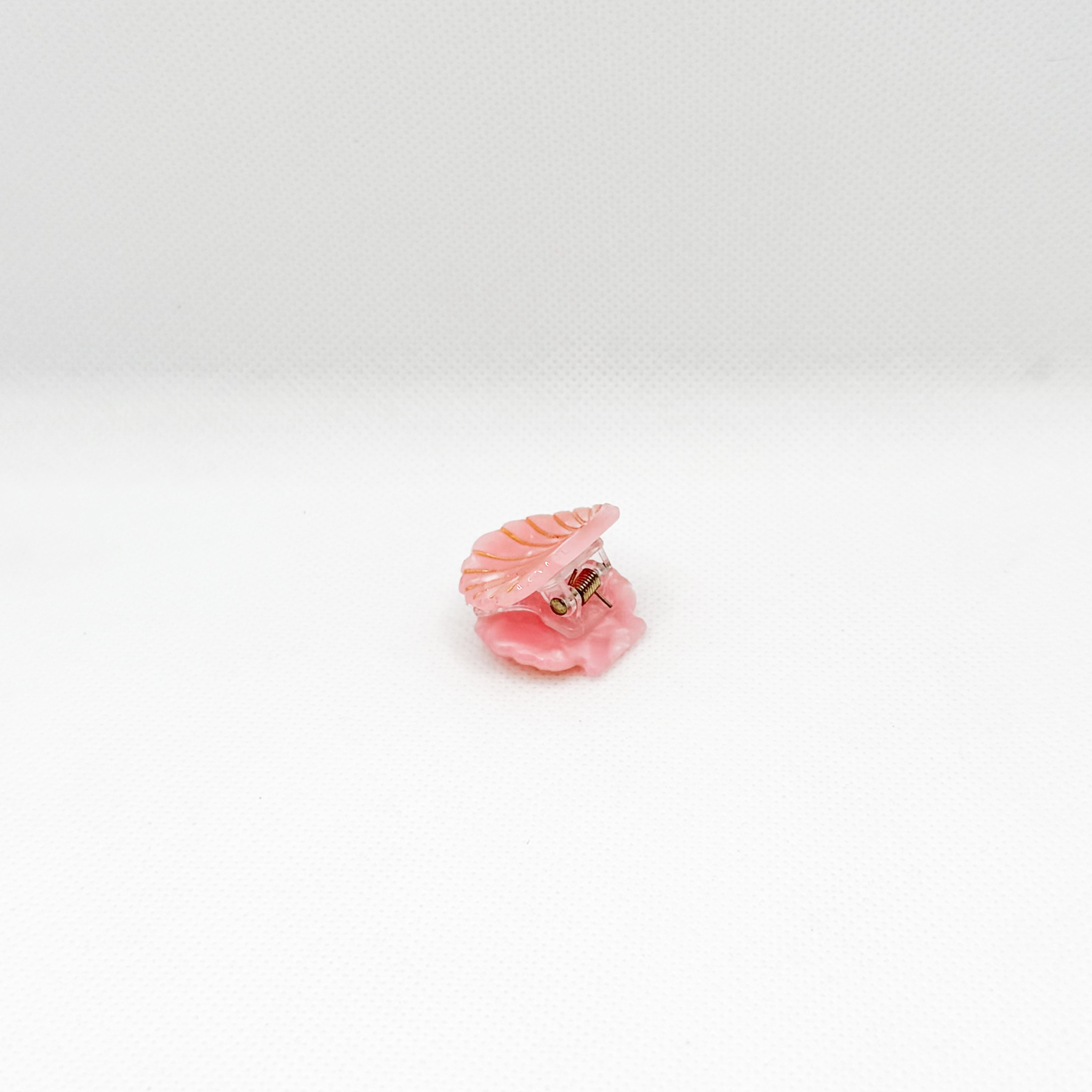 mini pink shell hair clip