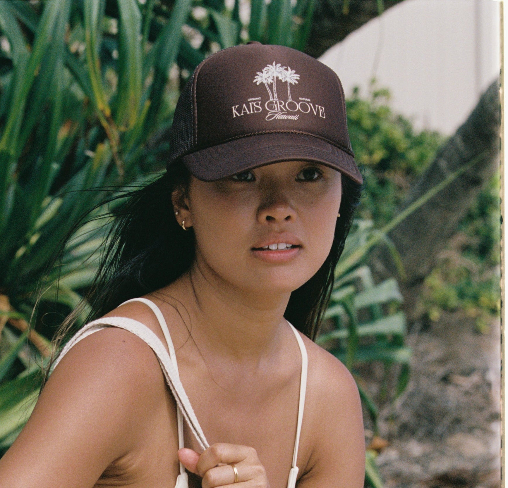 KAI’S GROOVE brown trucker hat