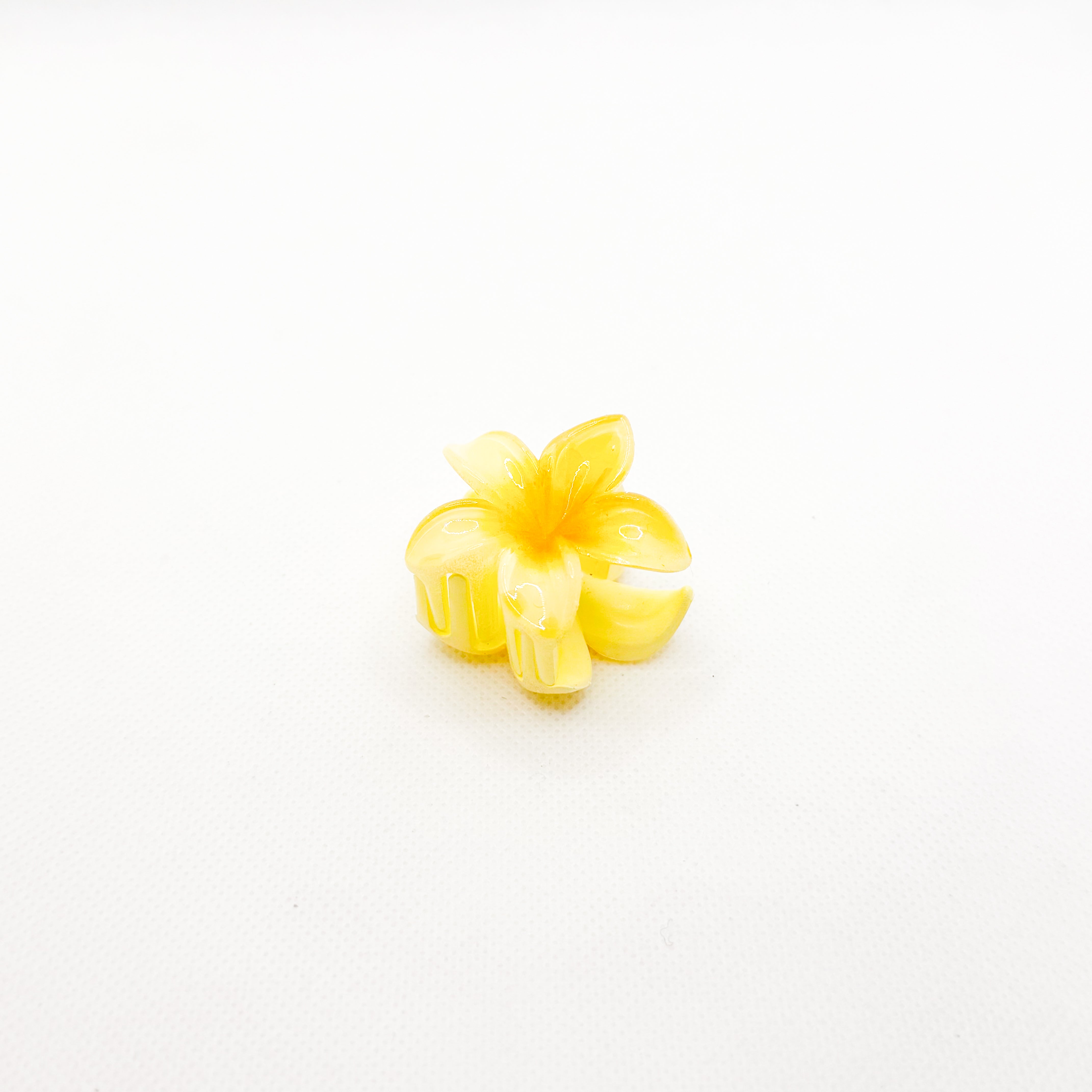midi yellow plumeria hair clip