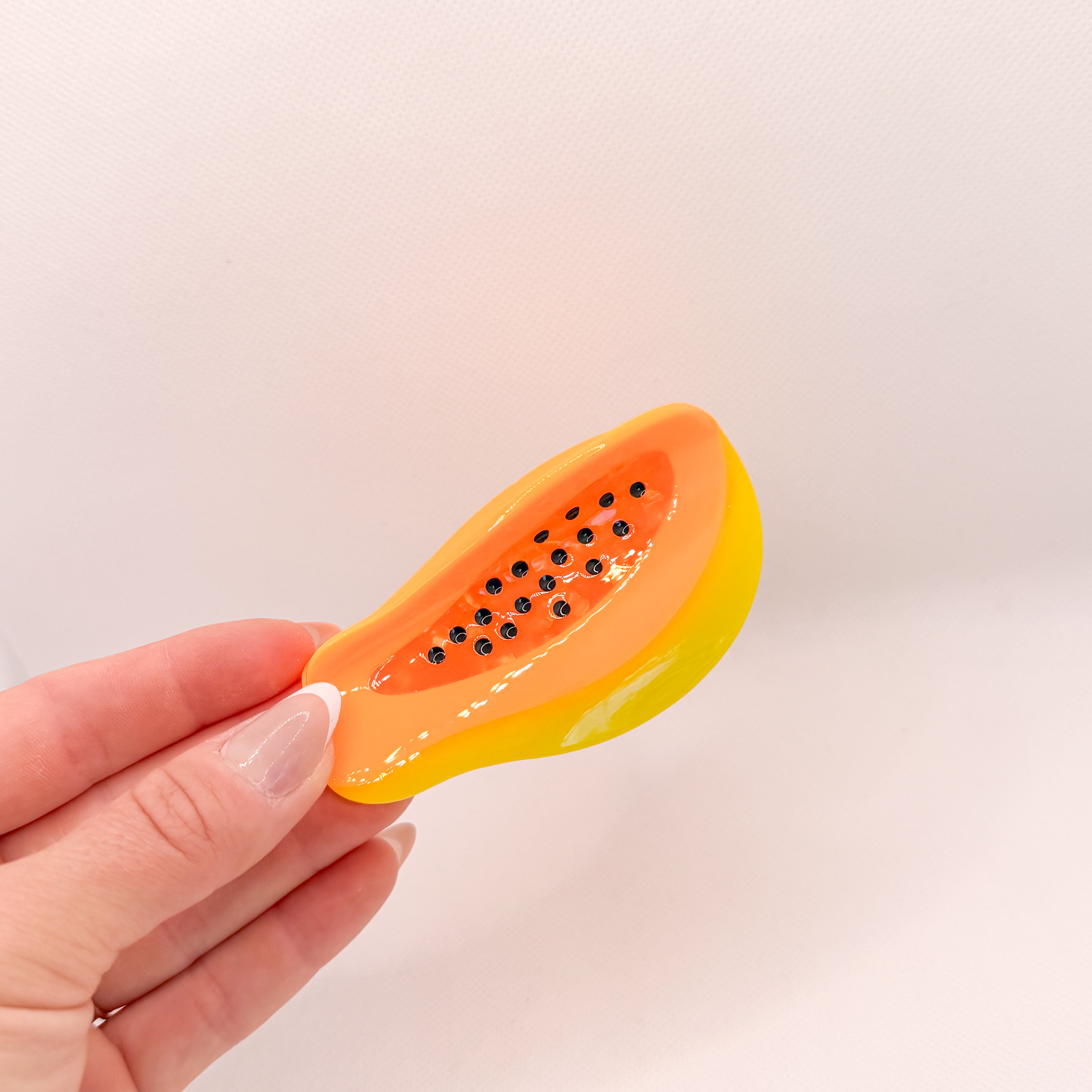 papaya hair claw