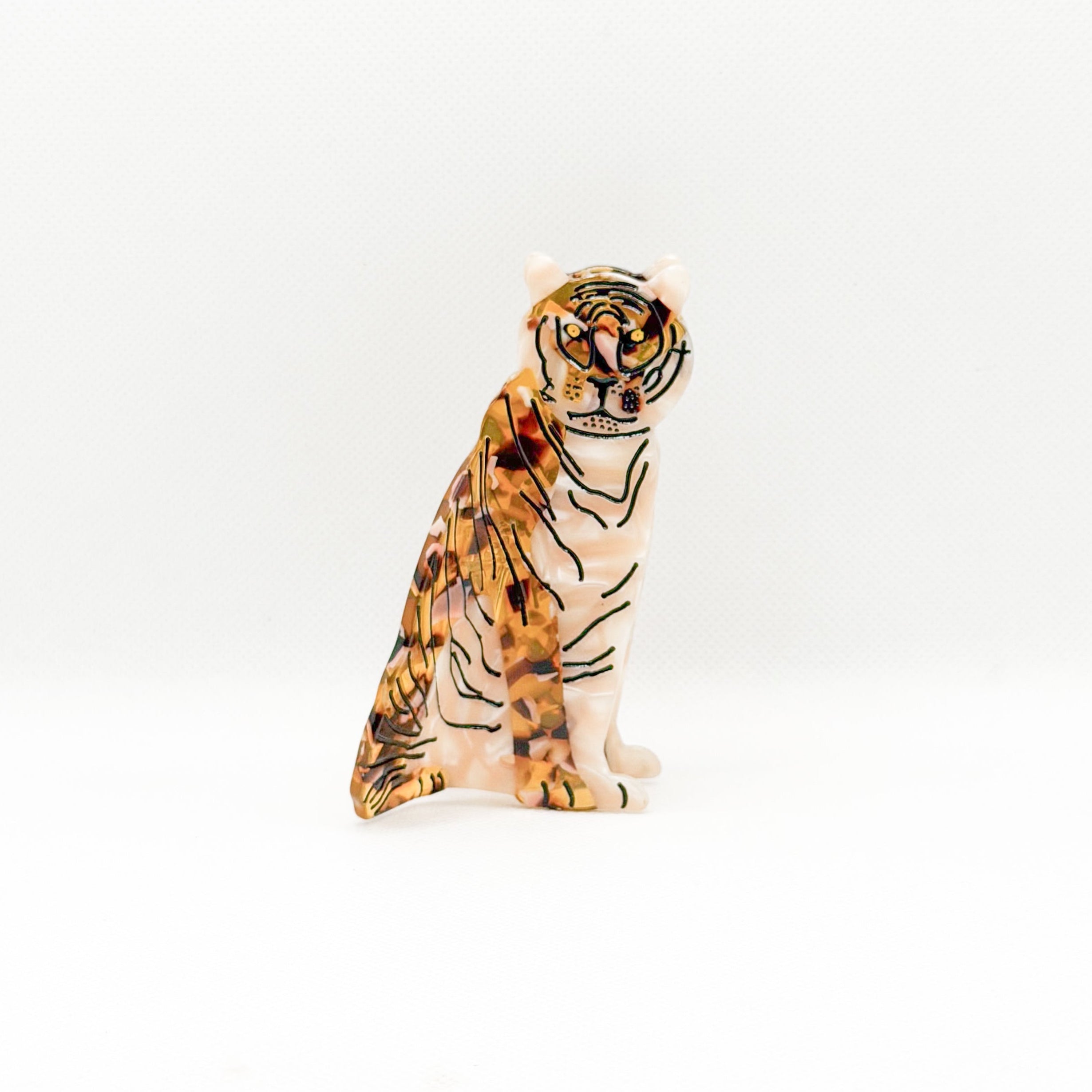 tiger animal hair claw