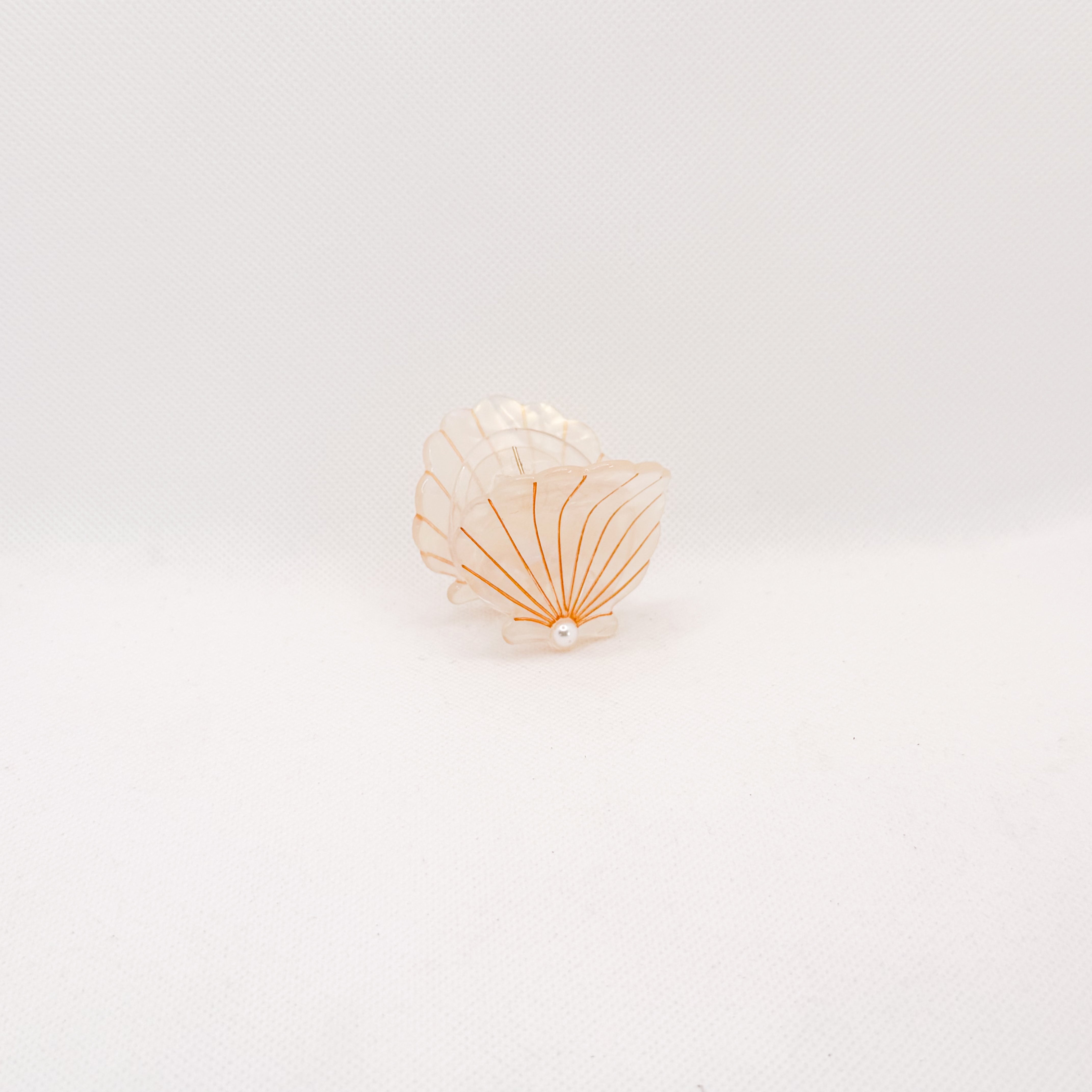 midi pearl white shell hair clip