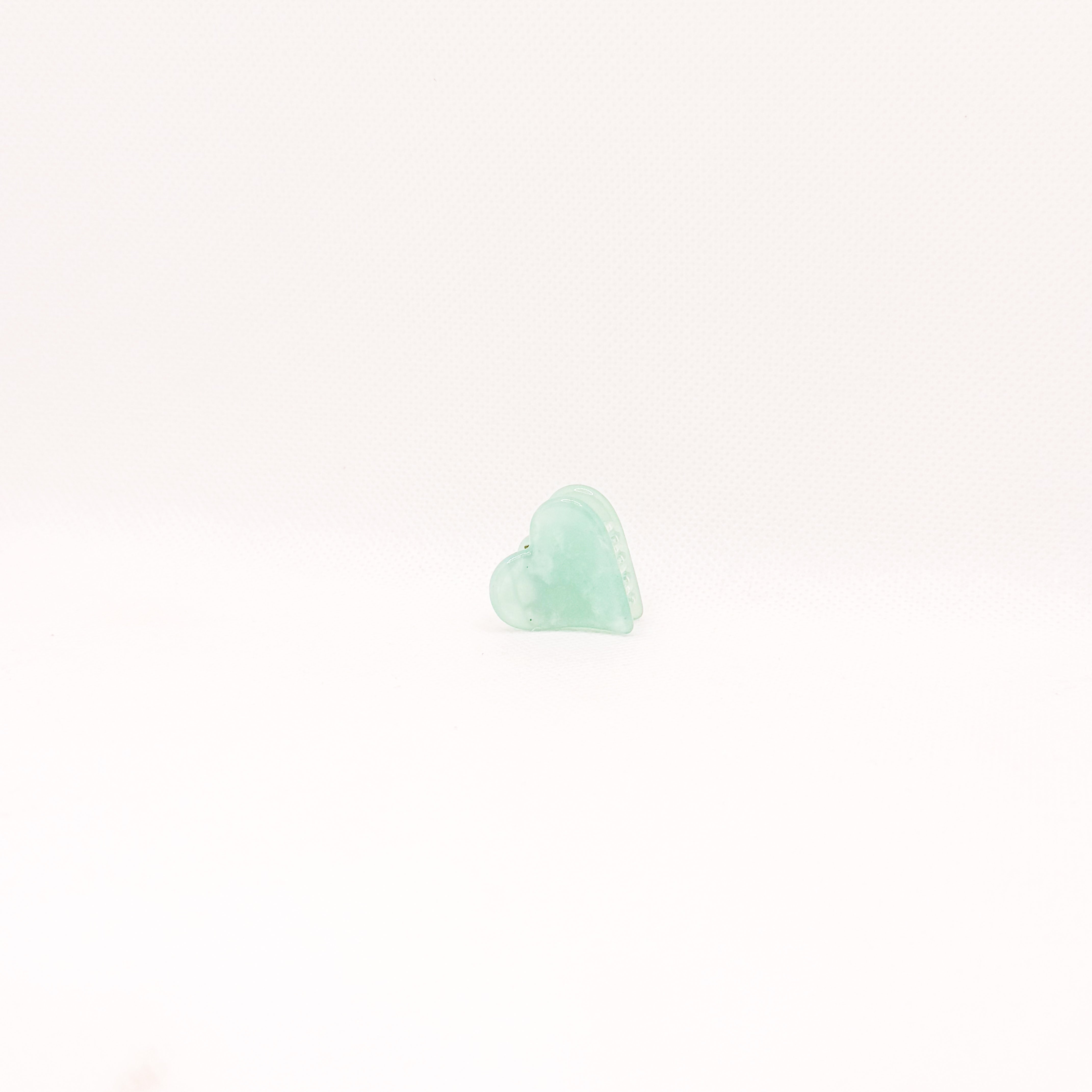 mini blue heart hair clip