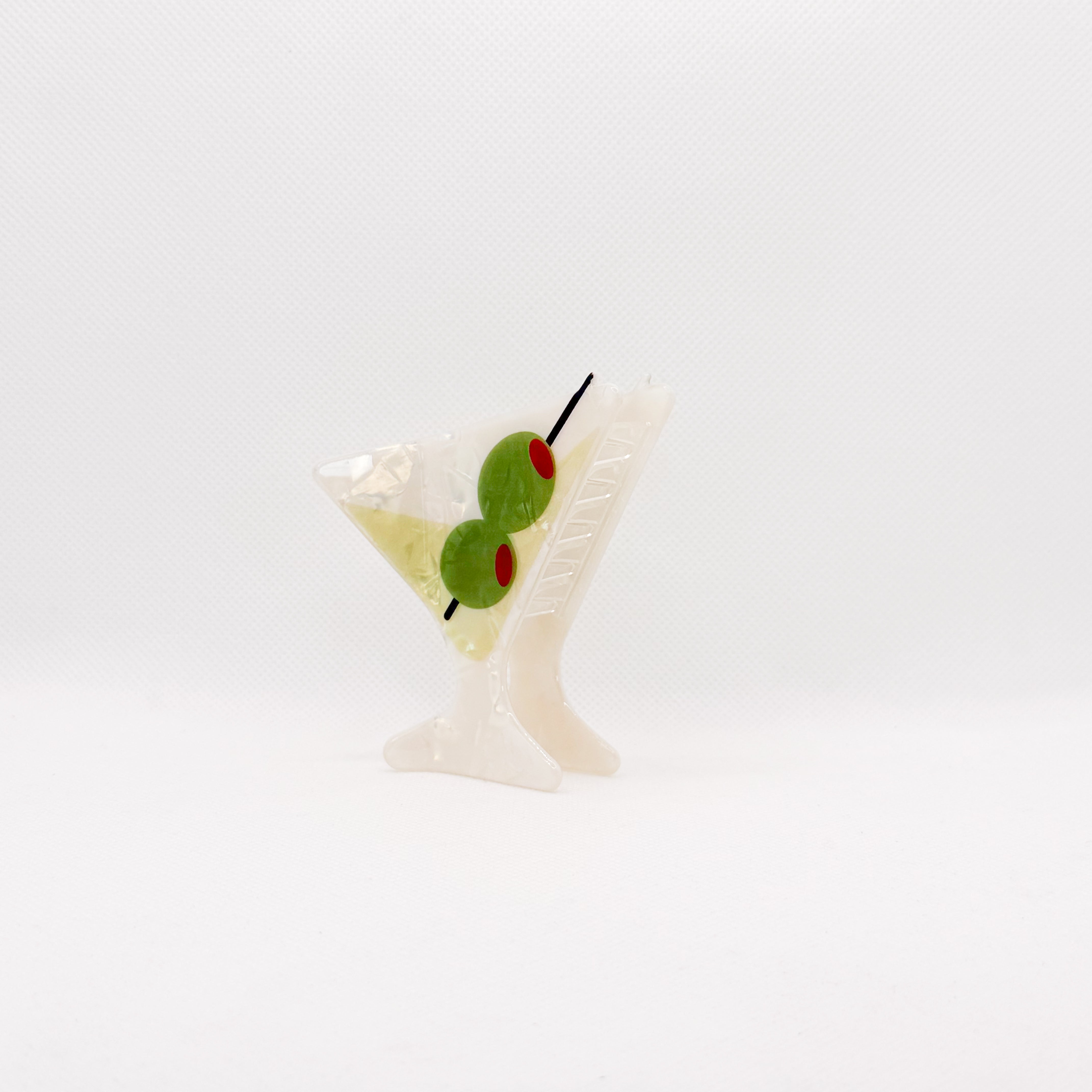 dirty martini hair claw