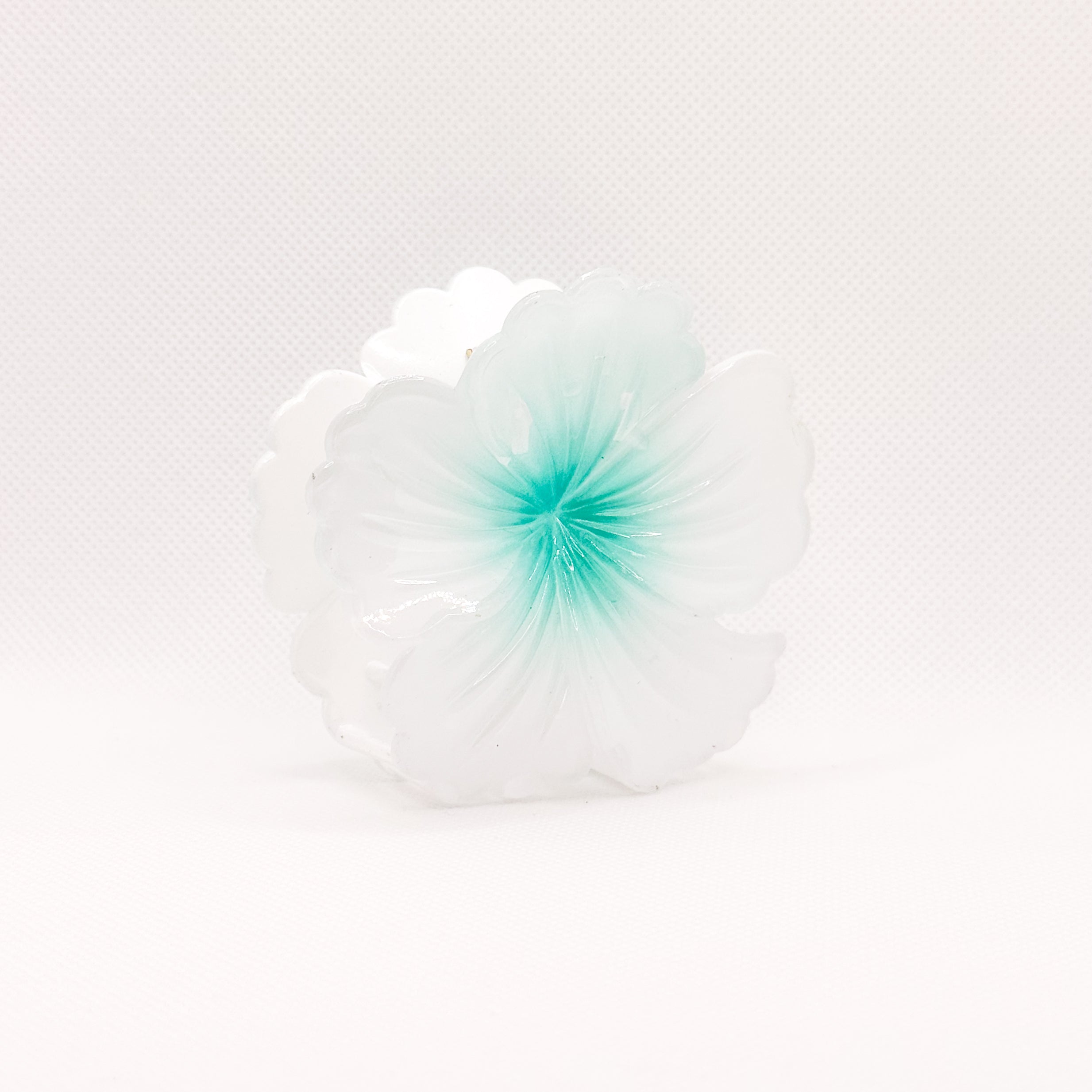 baby blue hibiscus hair clip