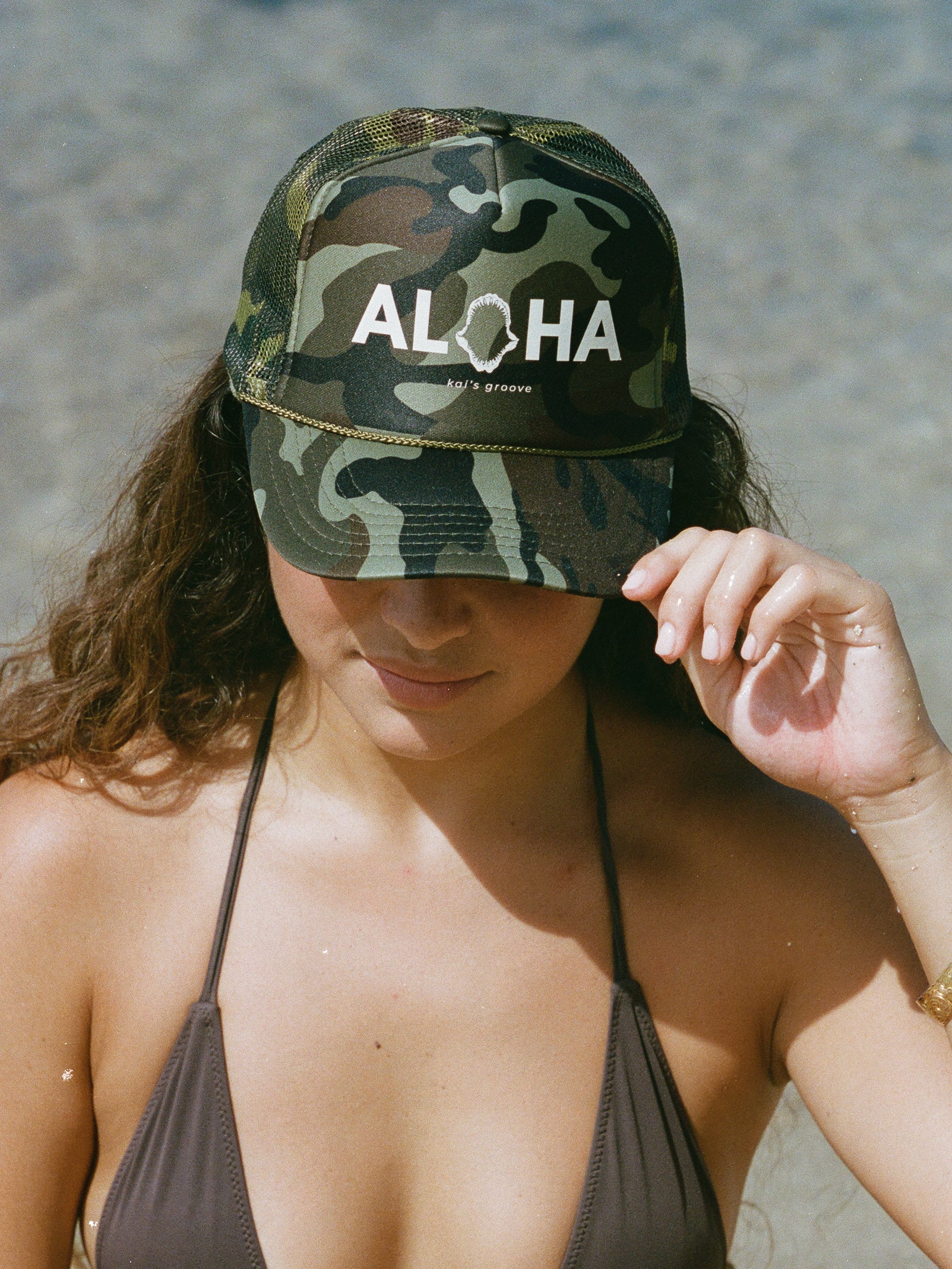ALOHA jaws full camo trucker hat