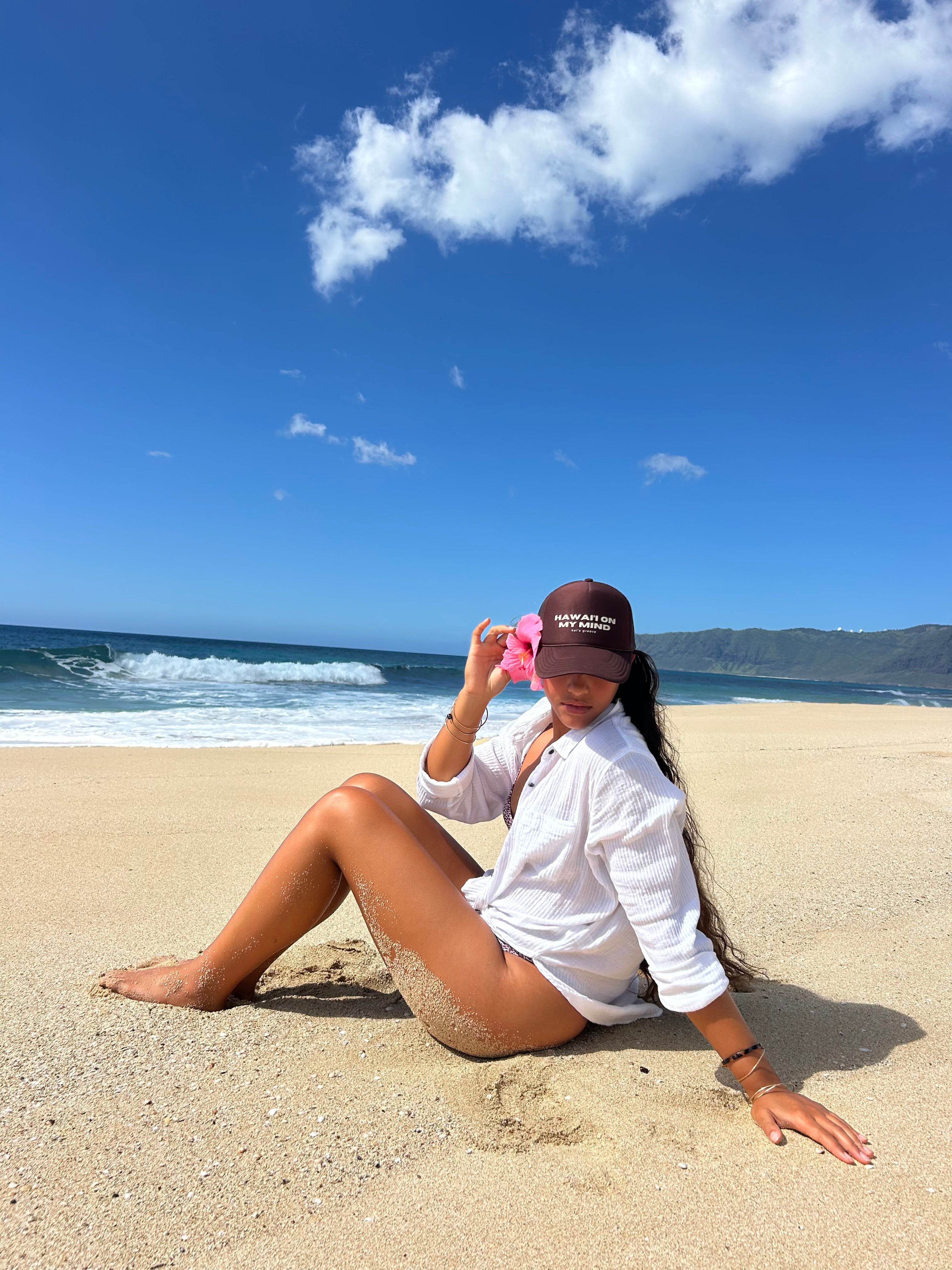 HAWAI’I ON MY MIND brown trucker hat