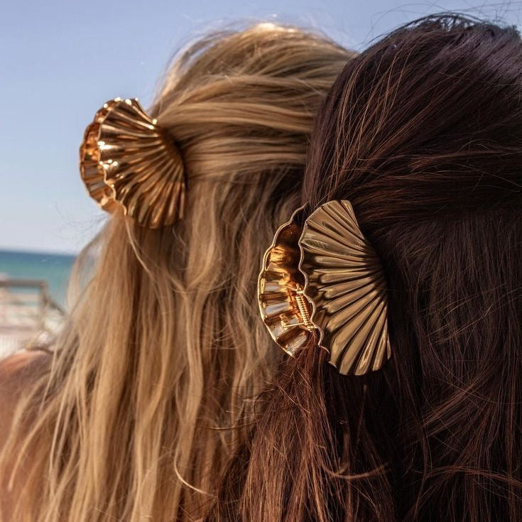 jumbo gold shell hair clip