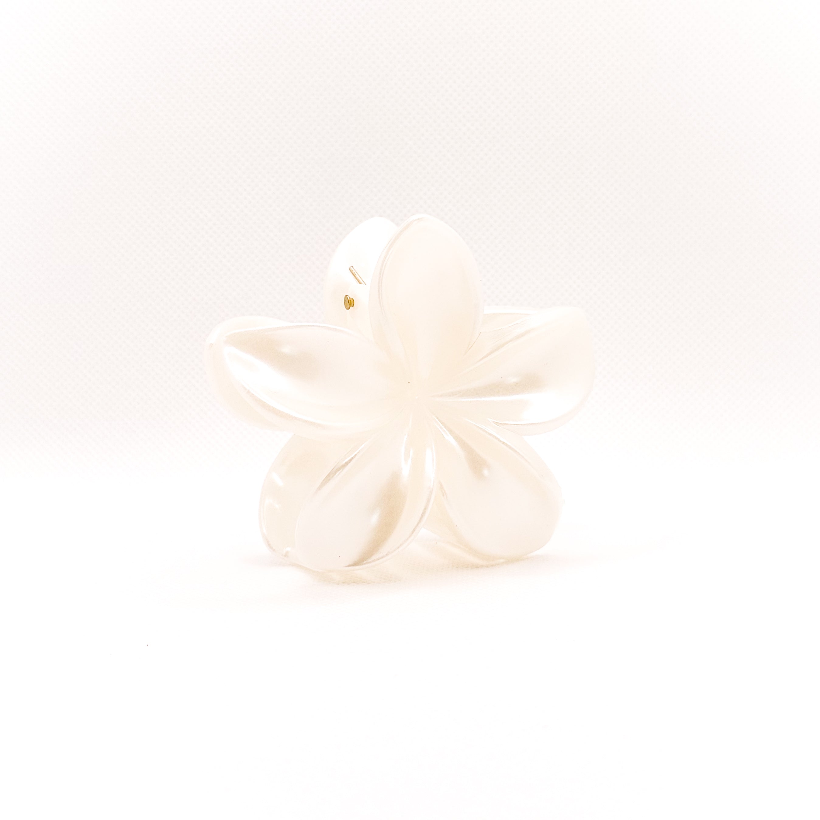 pearly plumeria hair clip