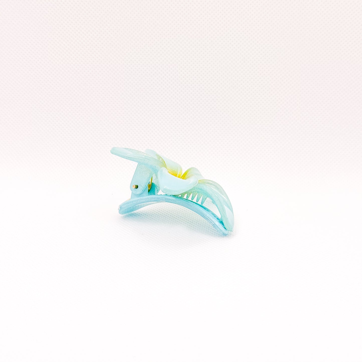 aqua midi plumeria hair clip