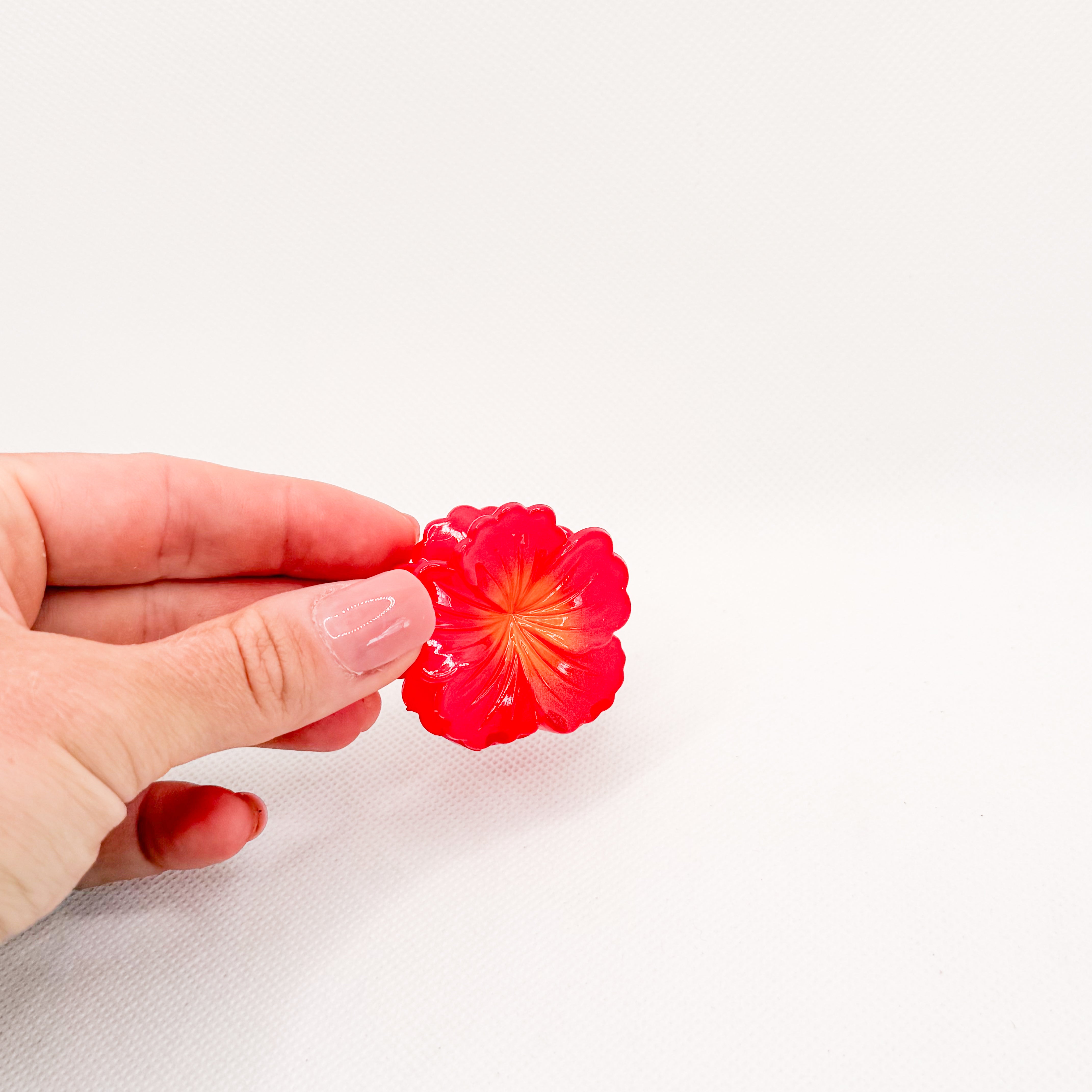 mini red hibiscus hair claw