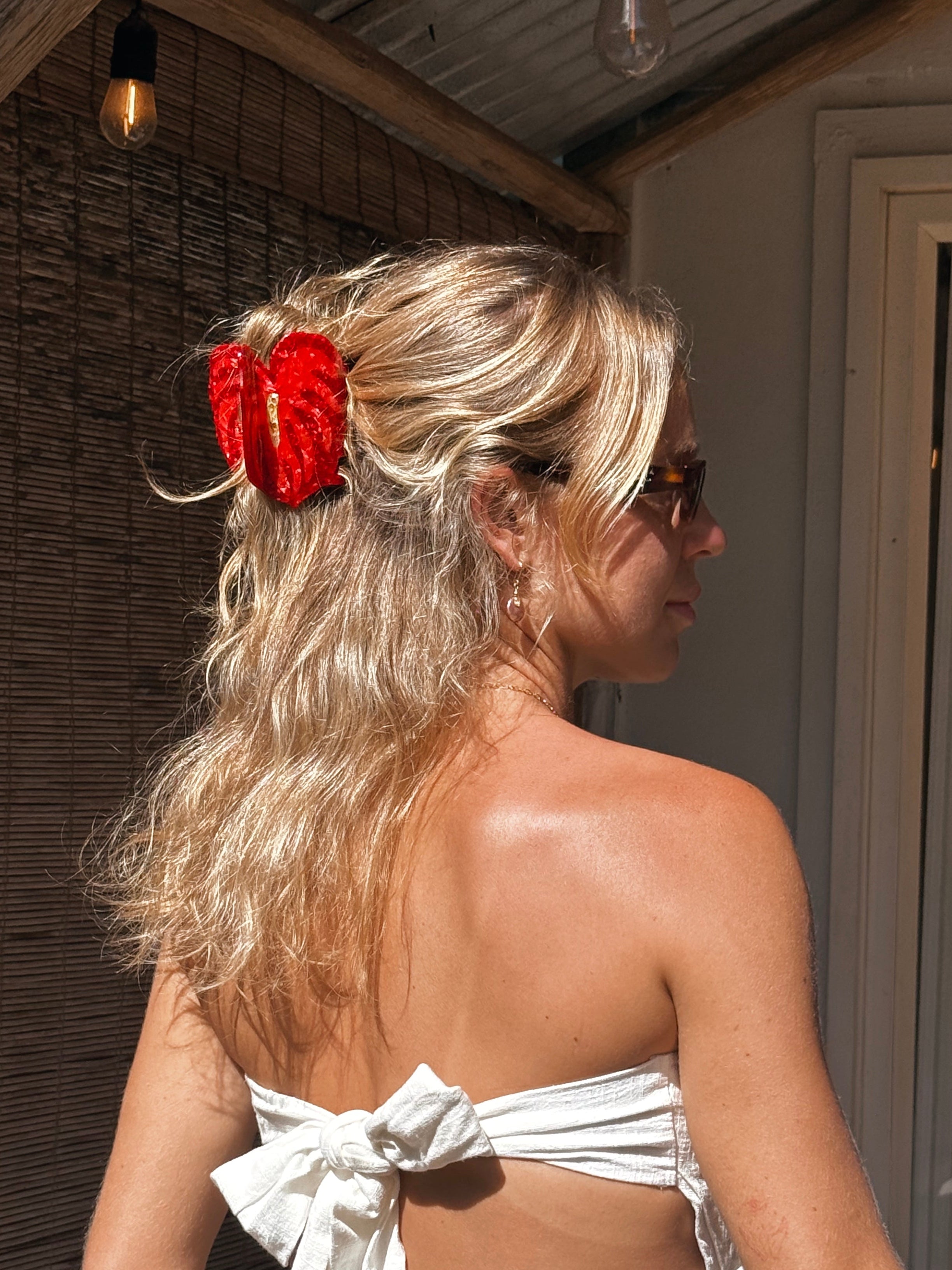 red anthurium hair claw