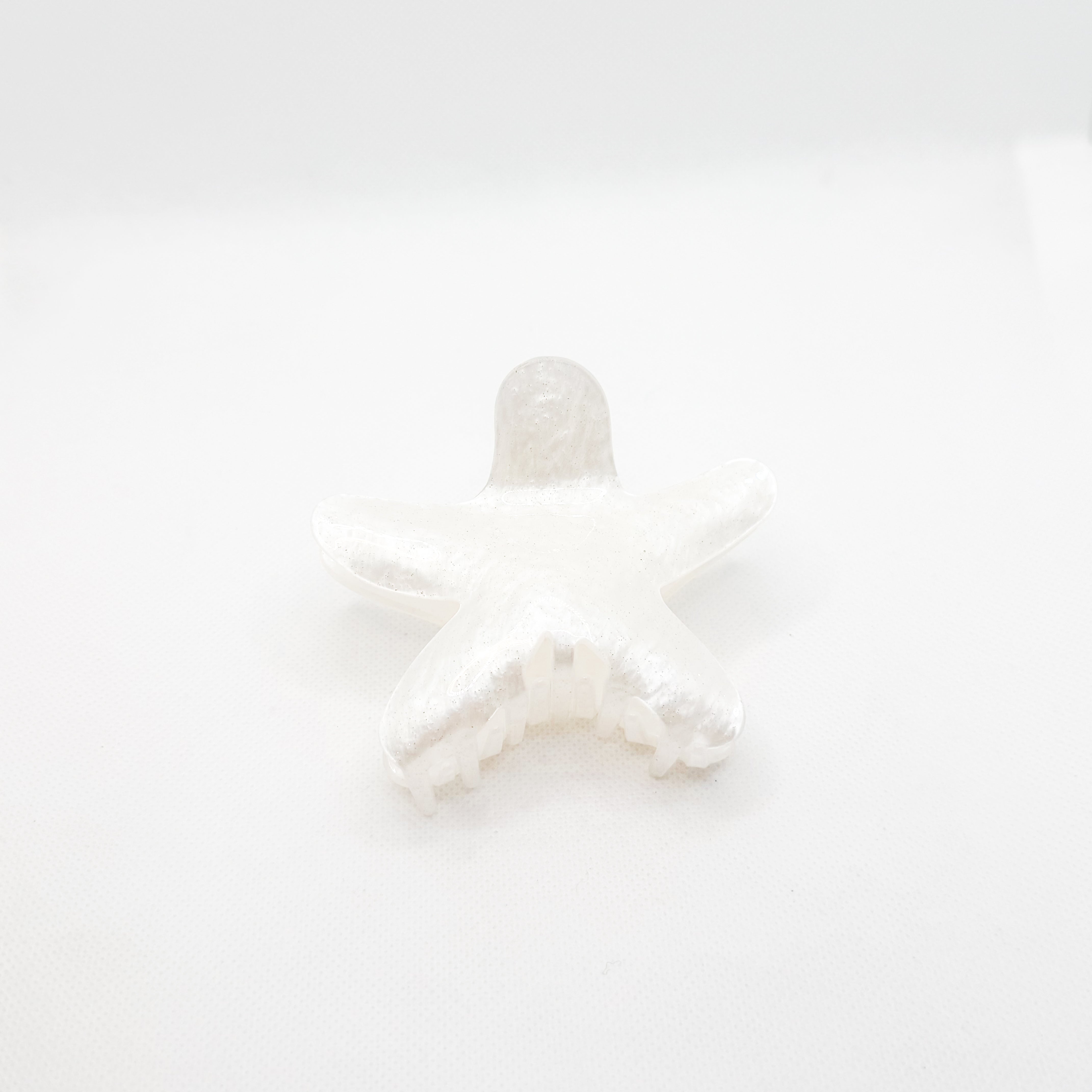 white bubble starfish hair claw