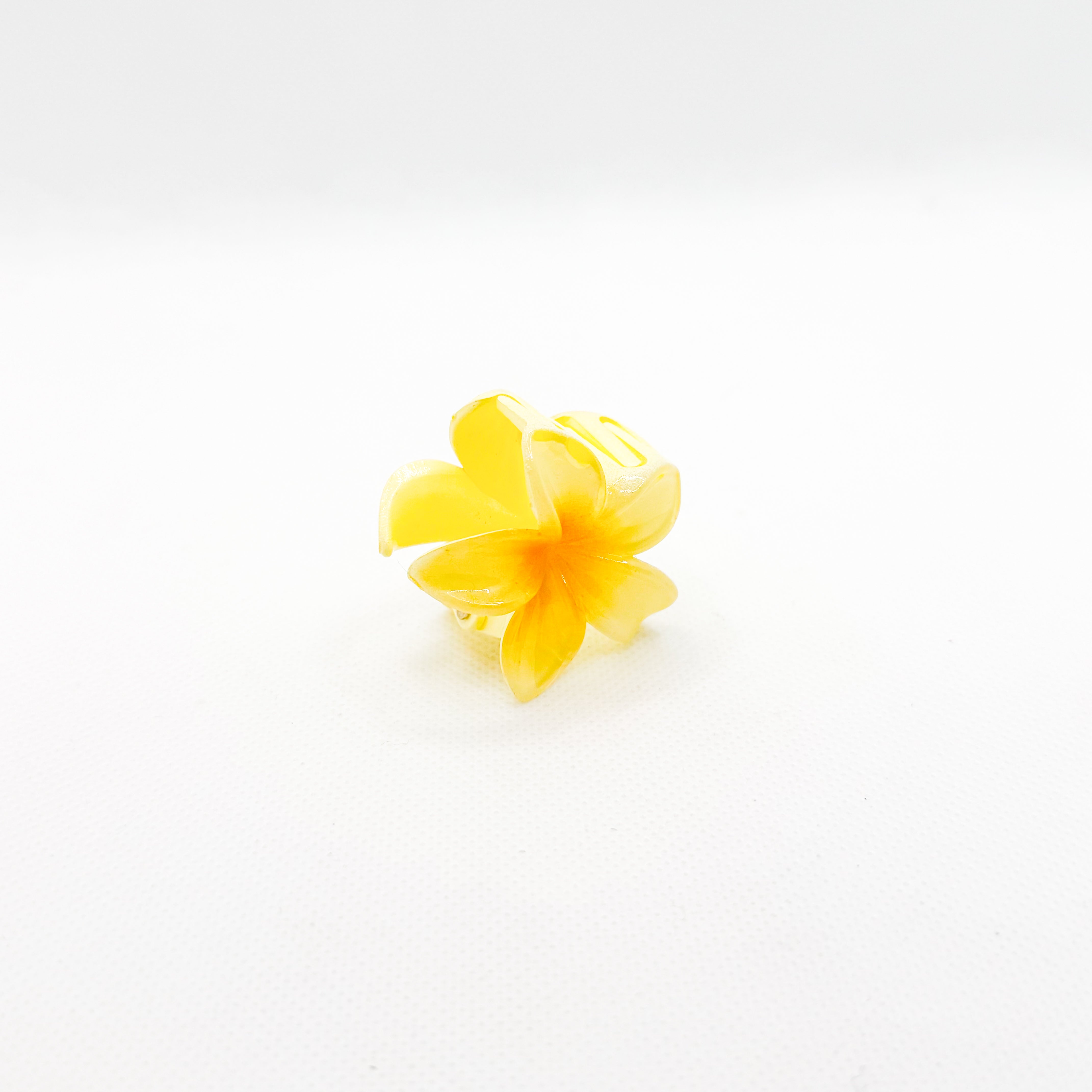 midi yellow plumeria hair clip