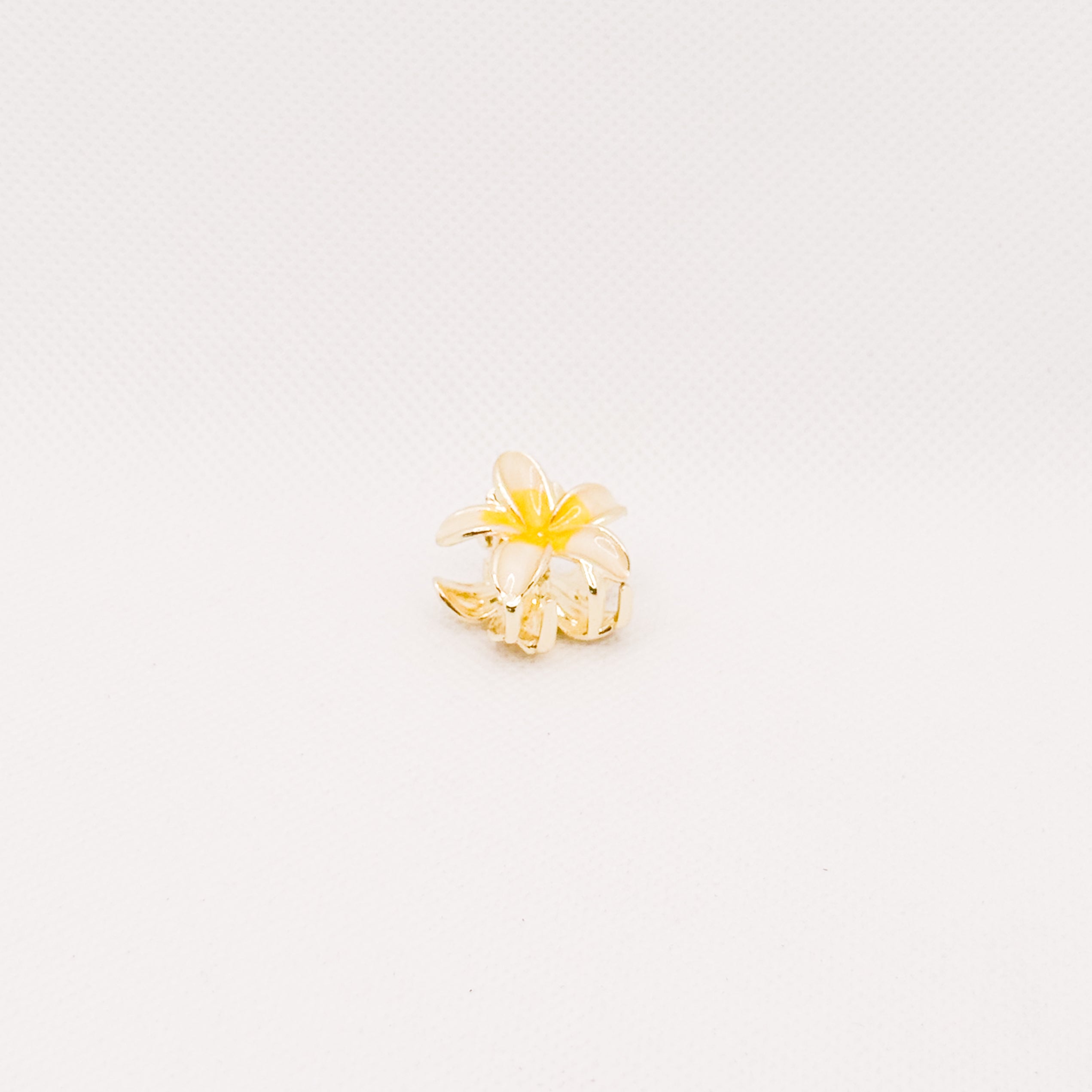 mini metal lei plumeria hair clip