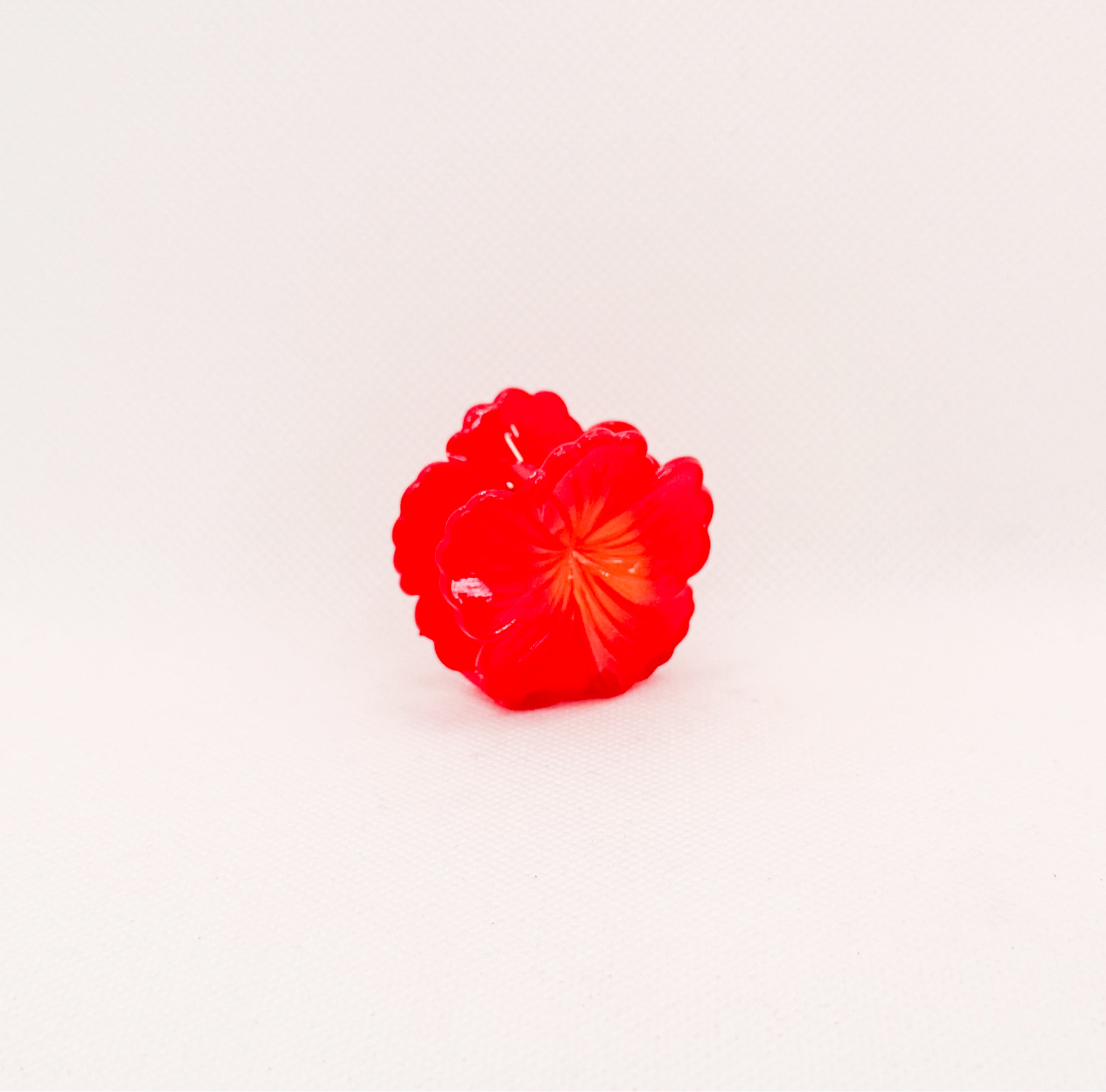 mini red hibiscus hair claw