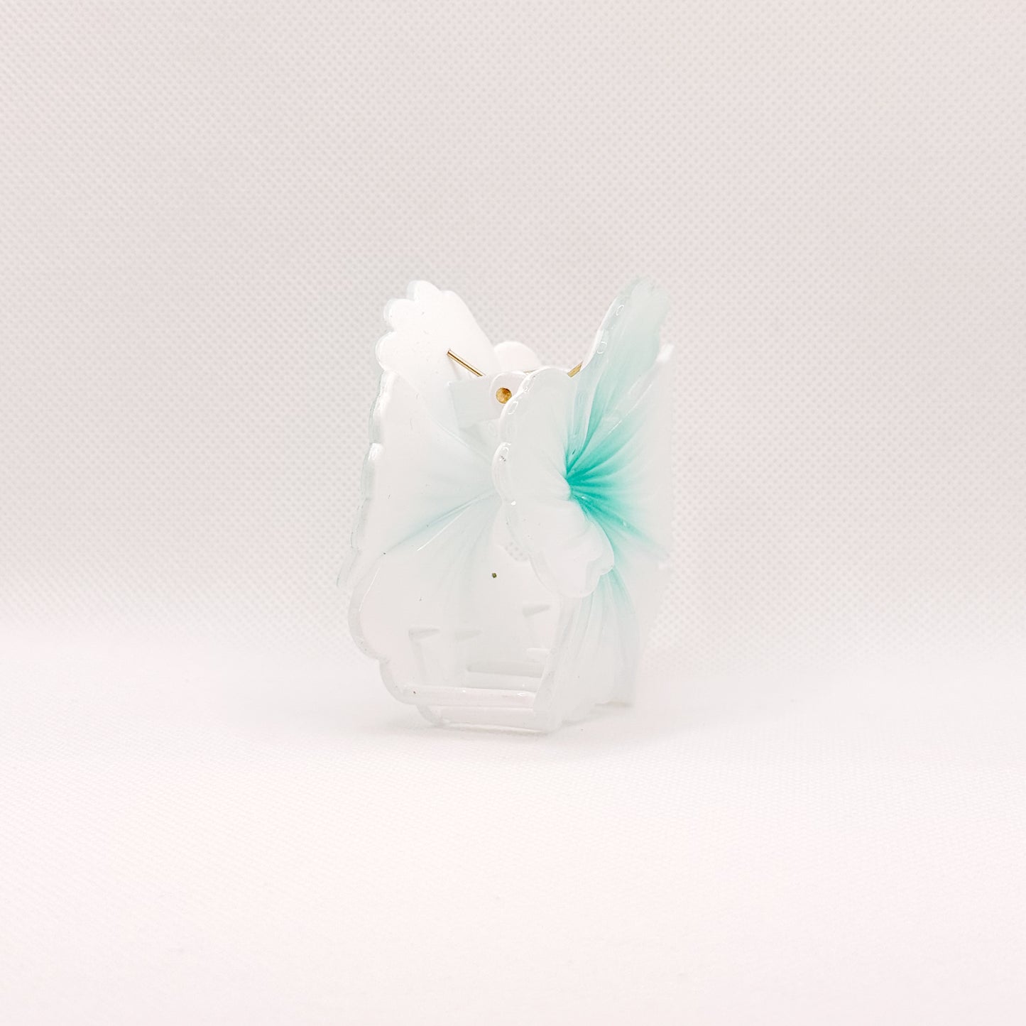 baby blue hibiscus hair clip