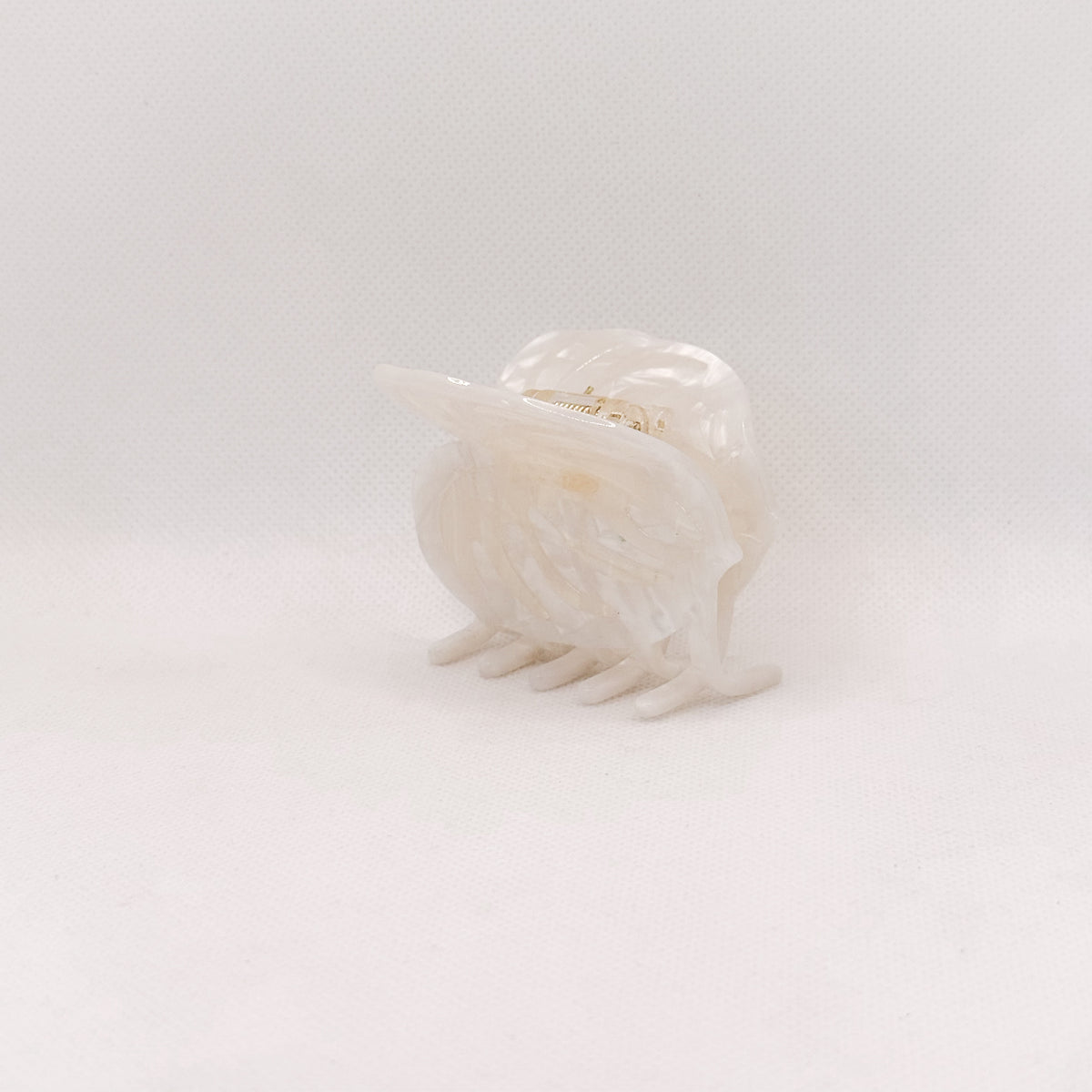 small white anthurium flower hair claw