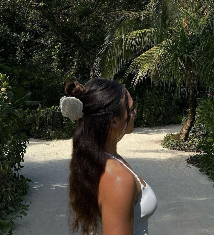 mother of pearl sea shell hair claw
