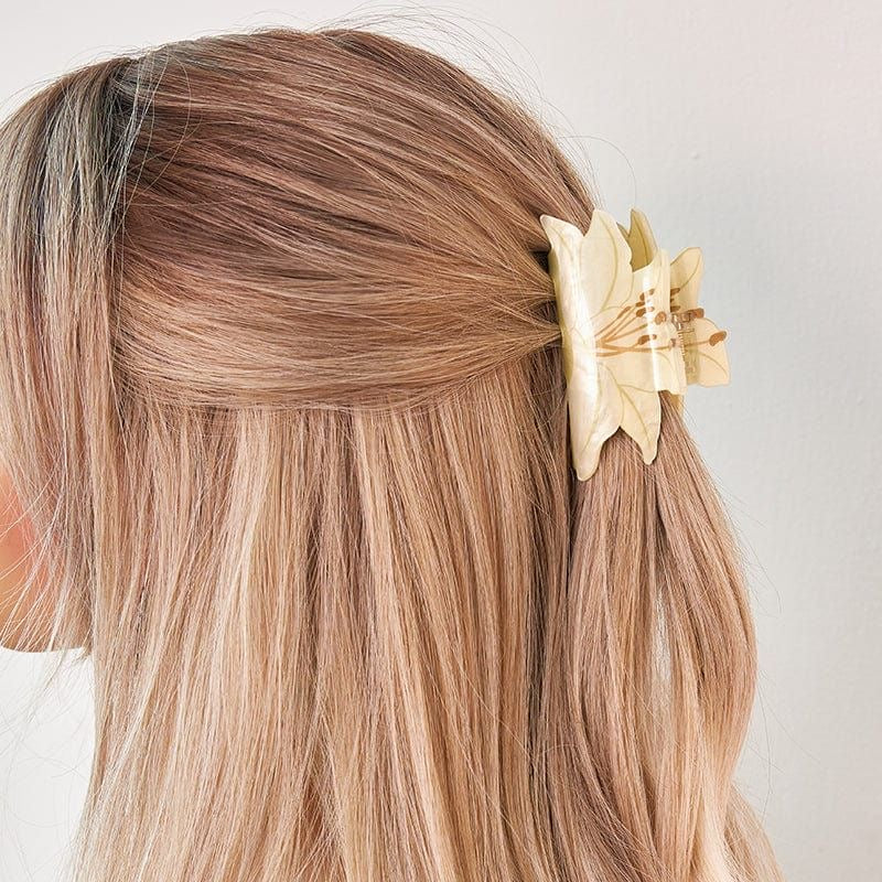 ivory lily hair clip