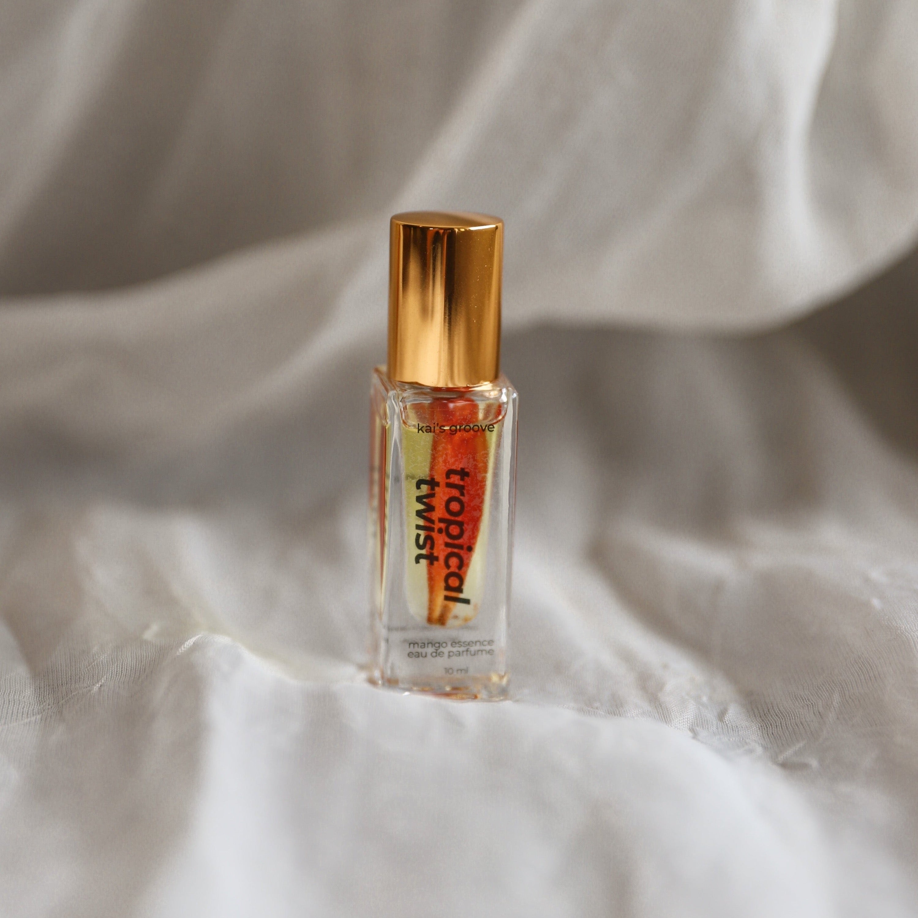 Organic + Natural Mango + Orange Essential Oil Roller, 10 ml, perfume, scent,