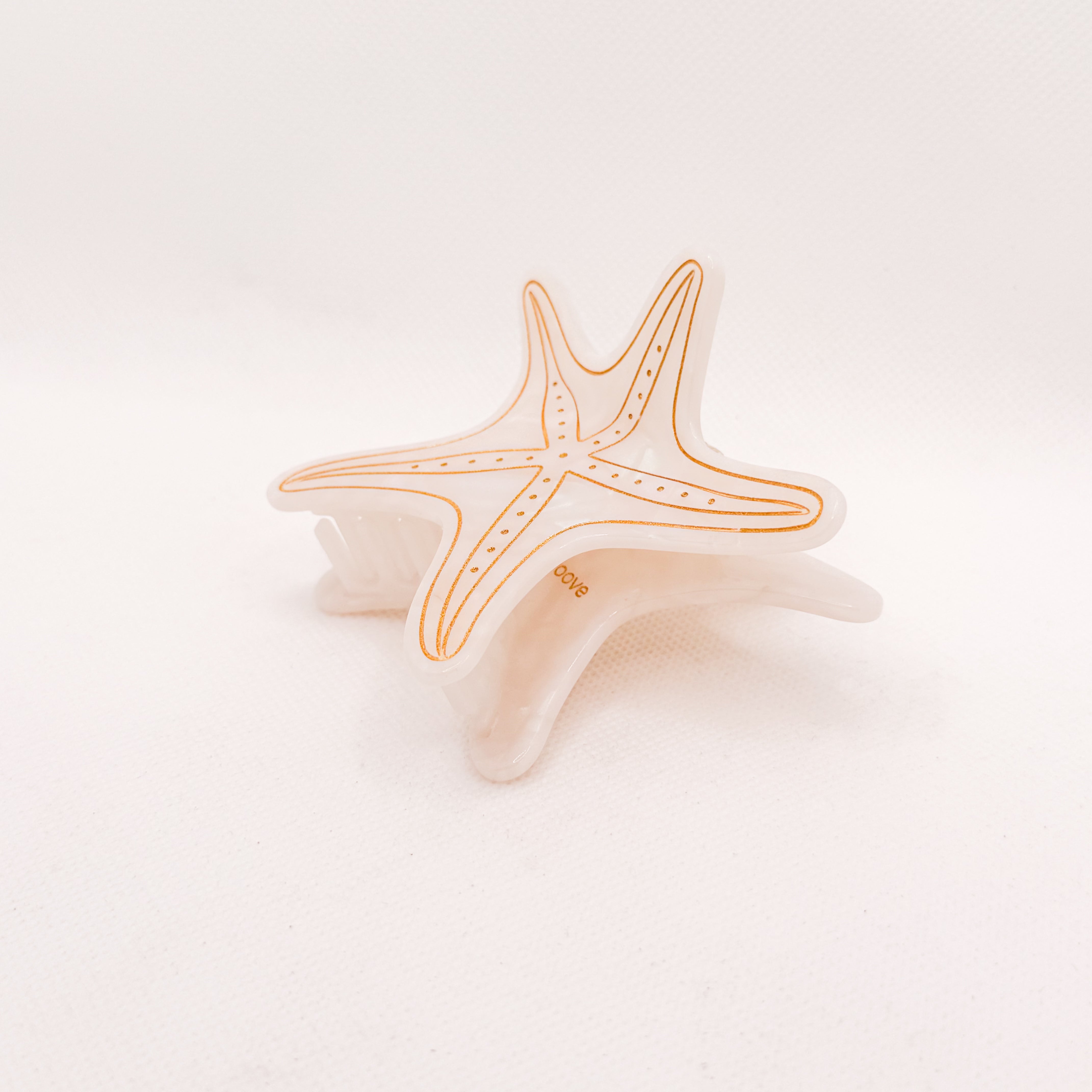 kai’s groove star fish hair claw