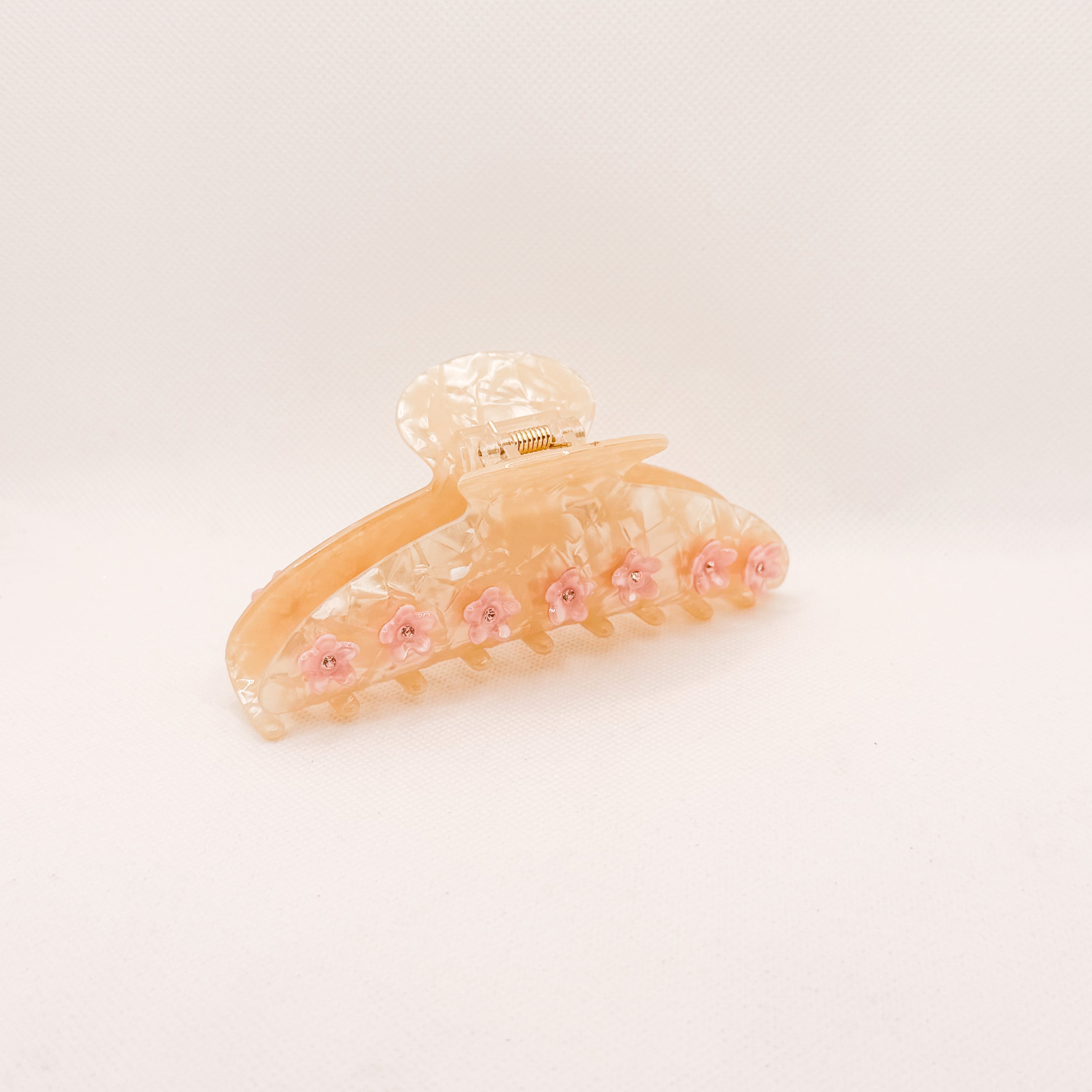 pretty pua hair claw