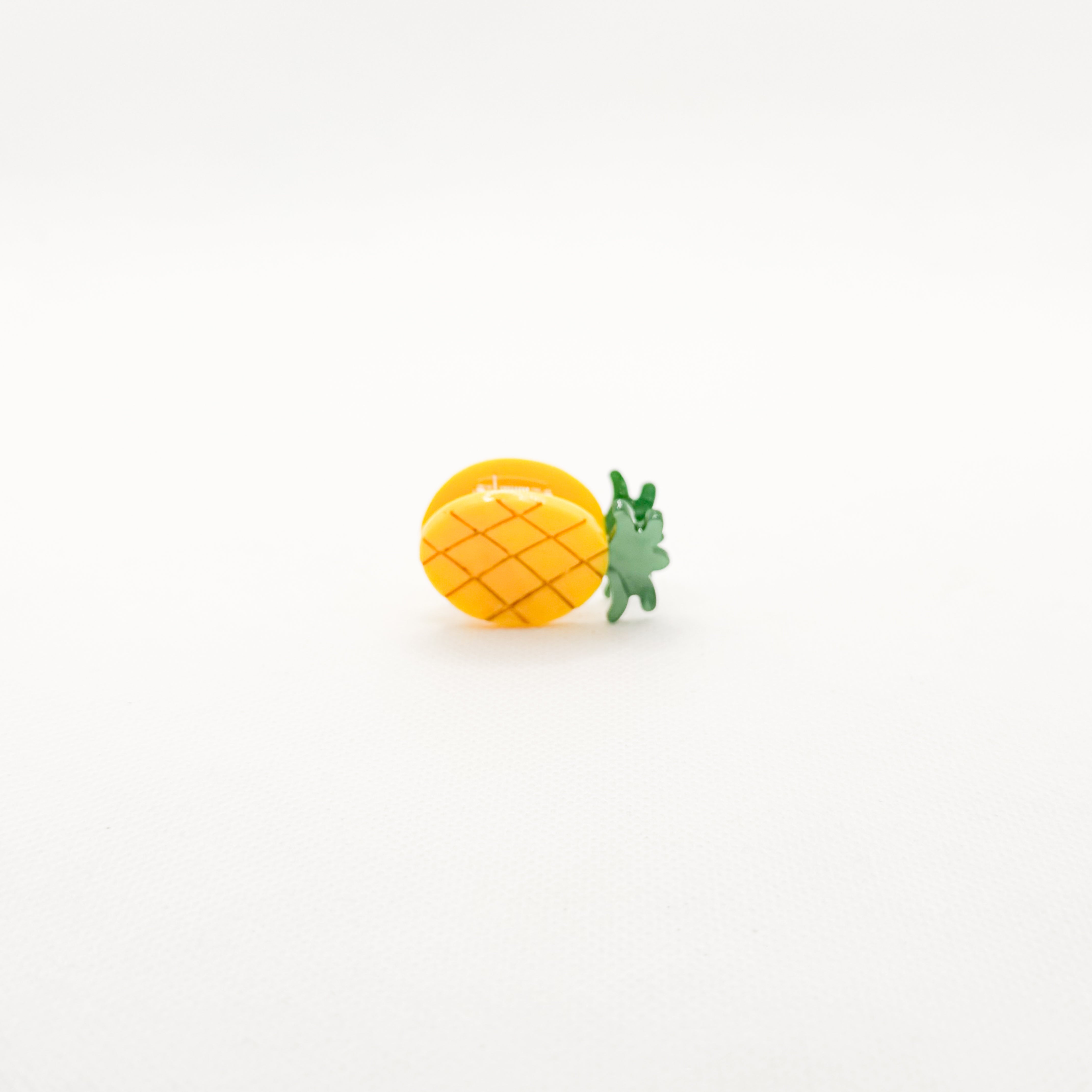 mini pineapple hair clip