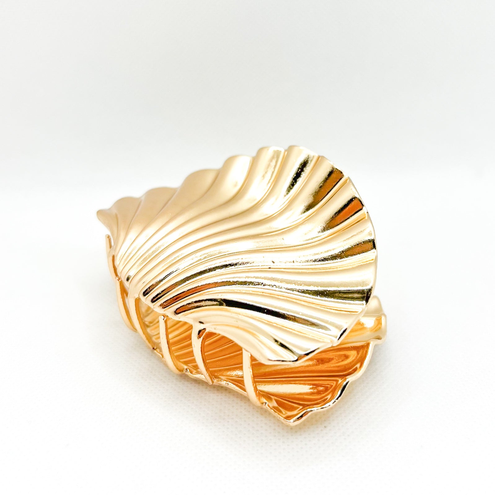 large gold shell hair clip