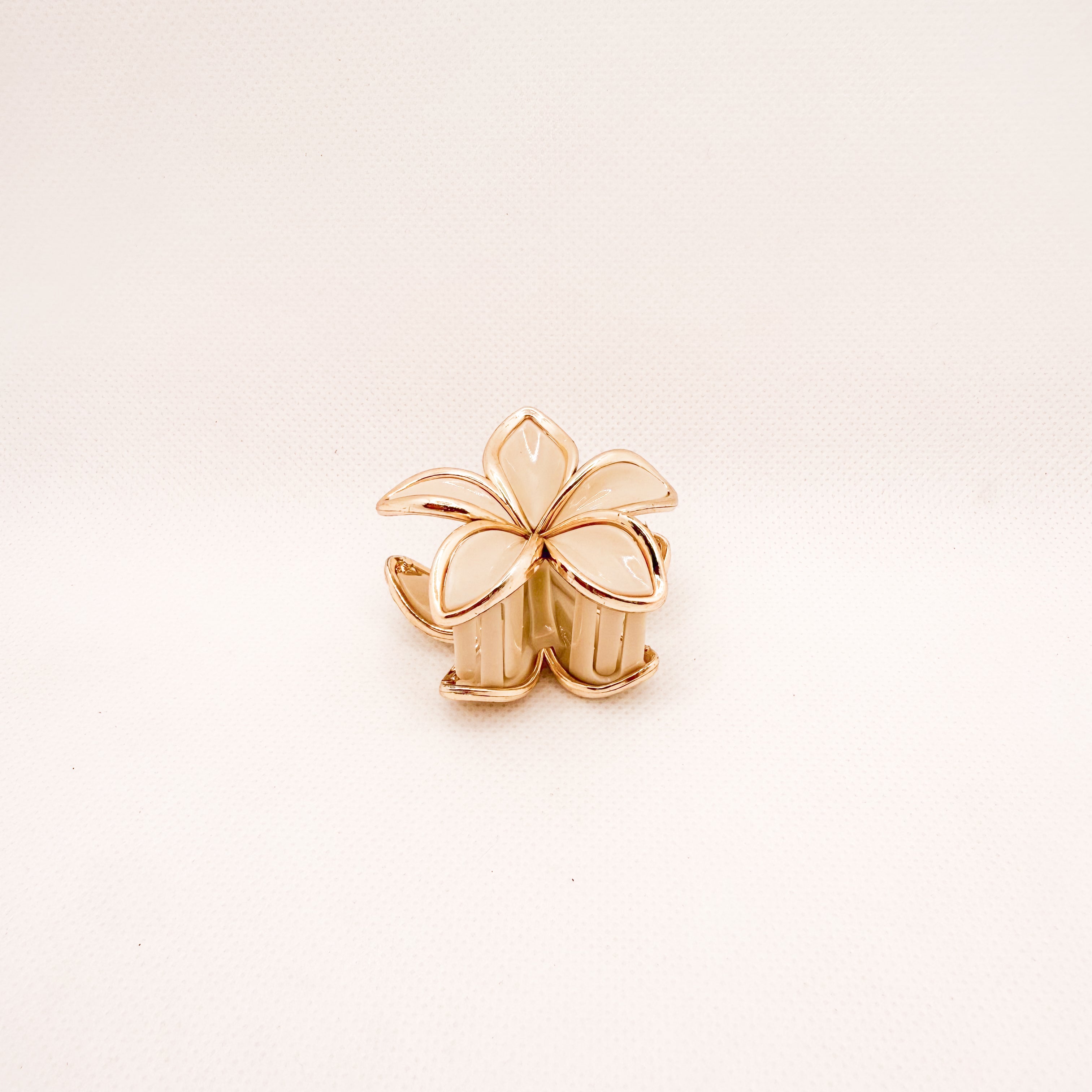 midi gold plumeria hair clip