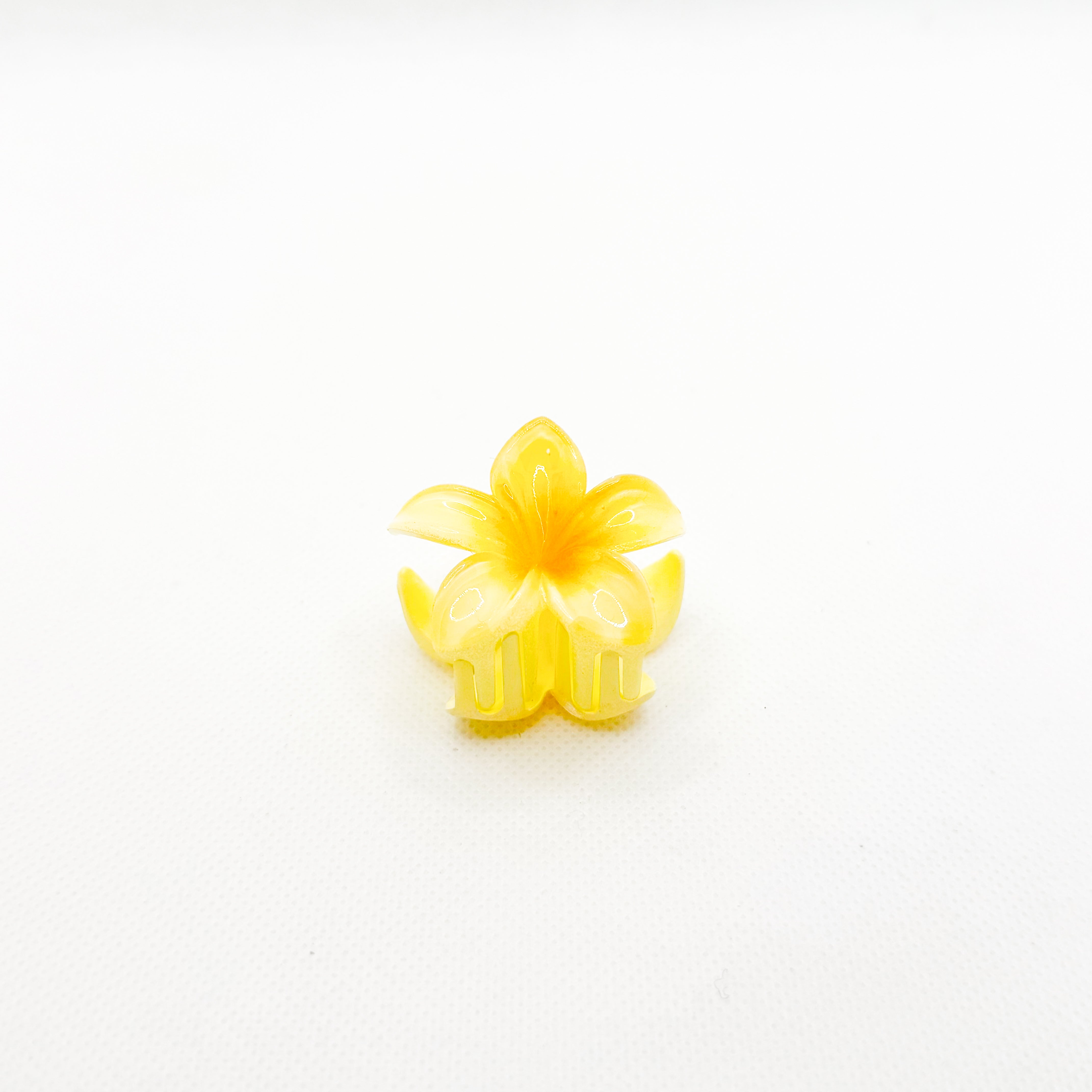 midi yellow plumeria hair clip