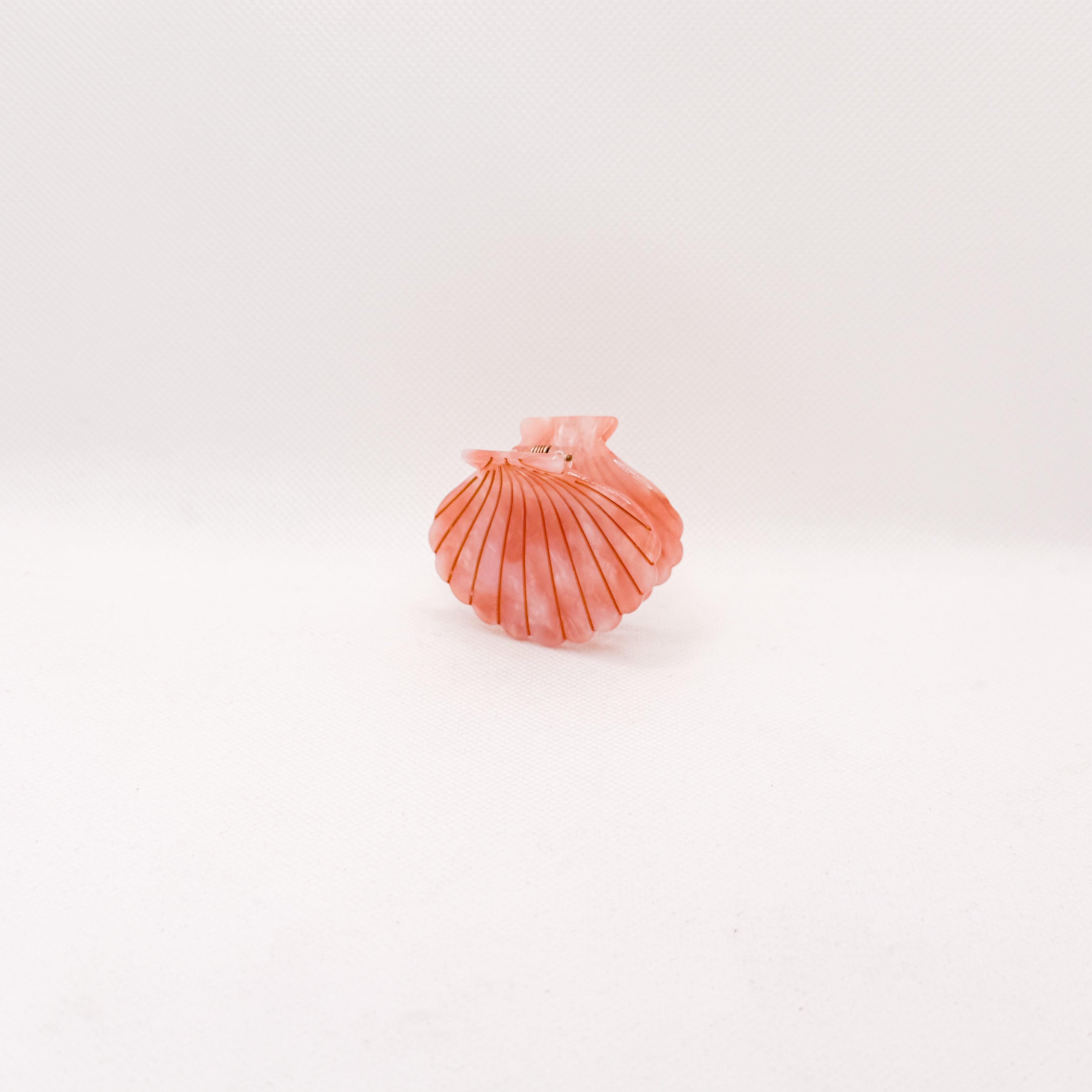 midi pink shell hair clip