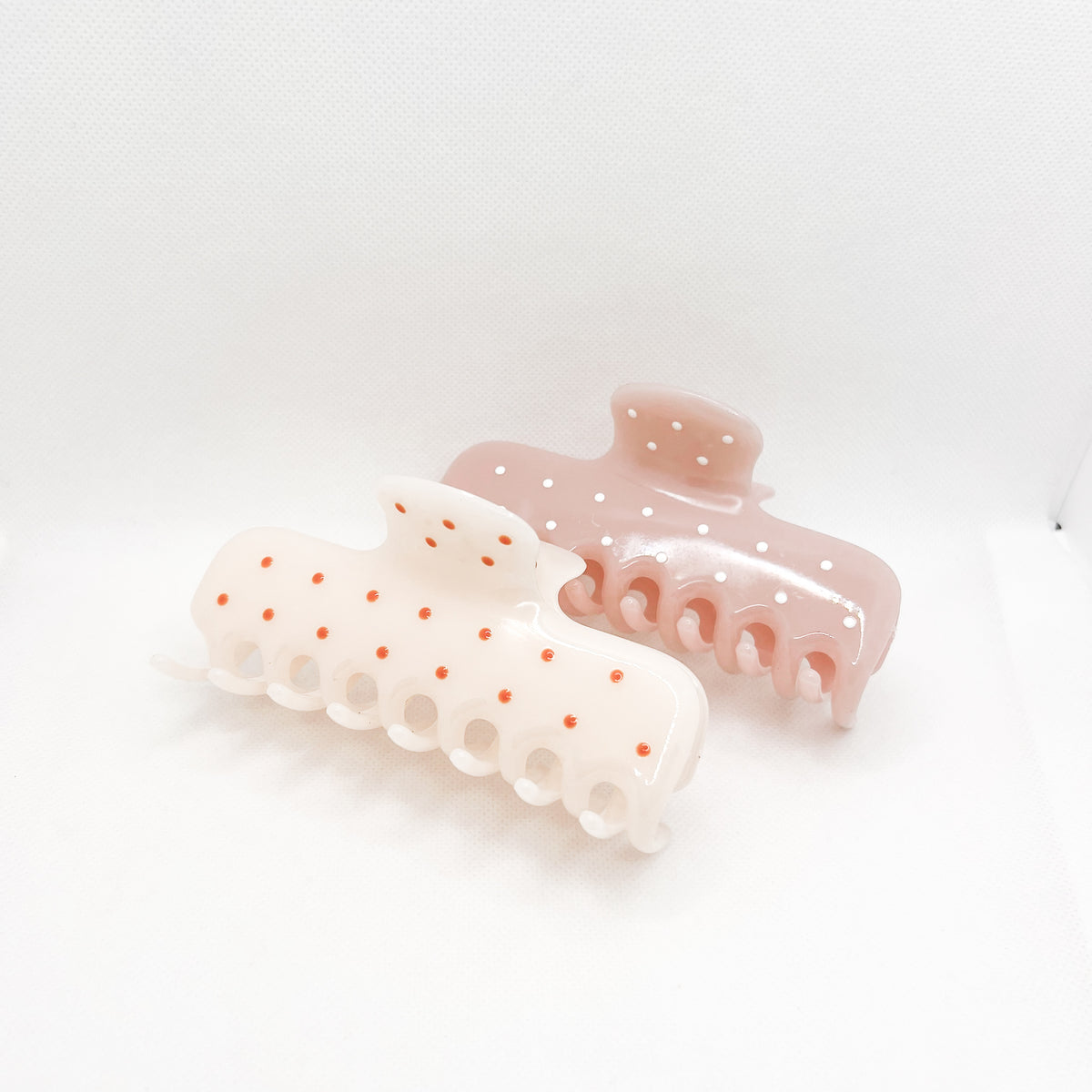 pink polka dot hair clip