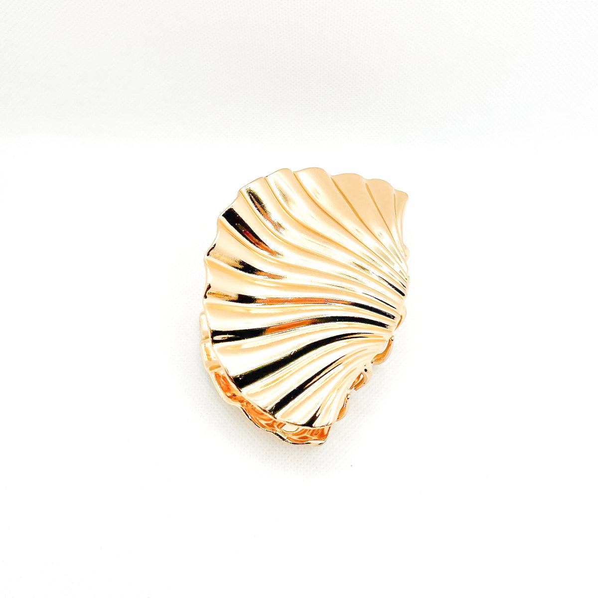 large gold shell hair clip