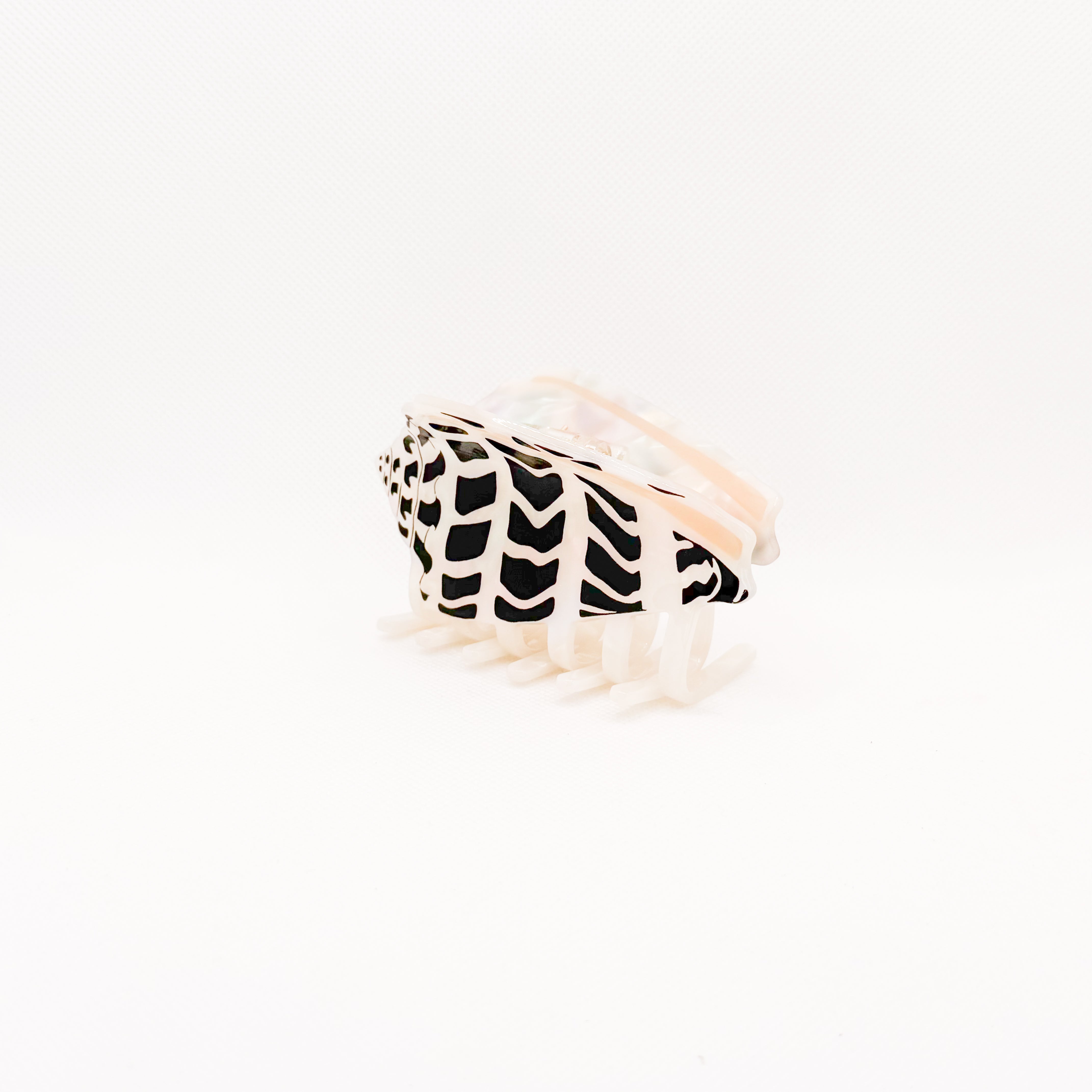 *new pre-order* hebrew cone shell hair claw