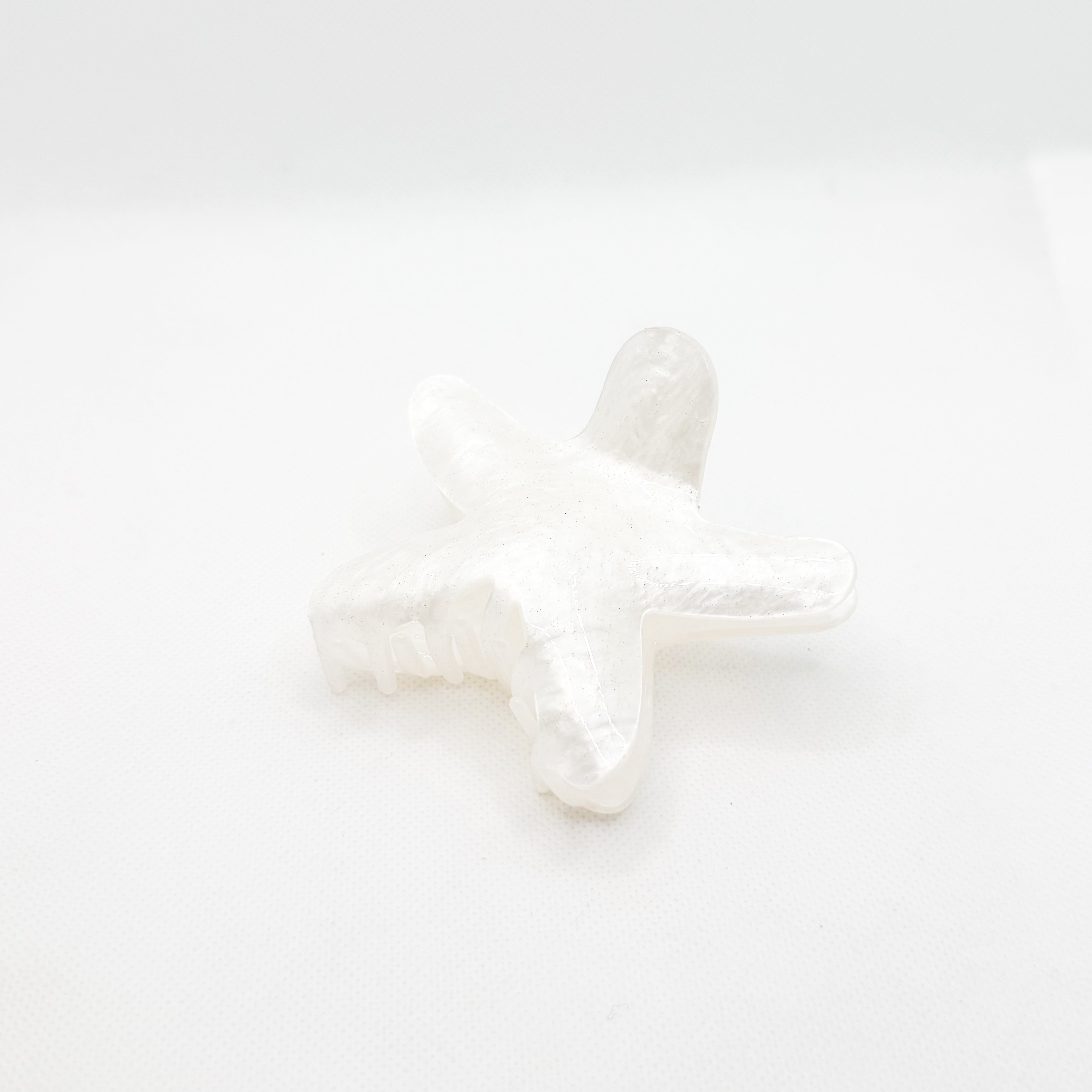 white bubble starfish hair claw