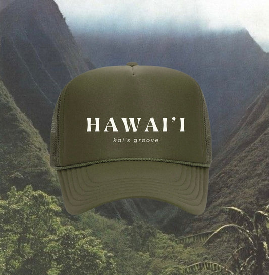 HAWAI’I green trucker hat