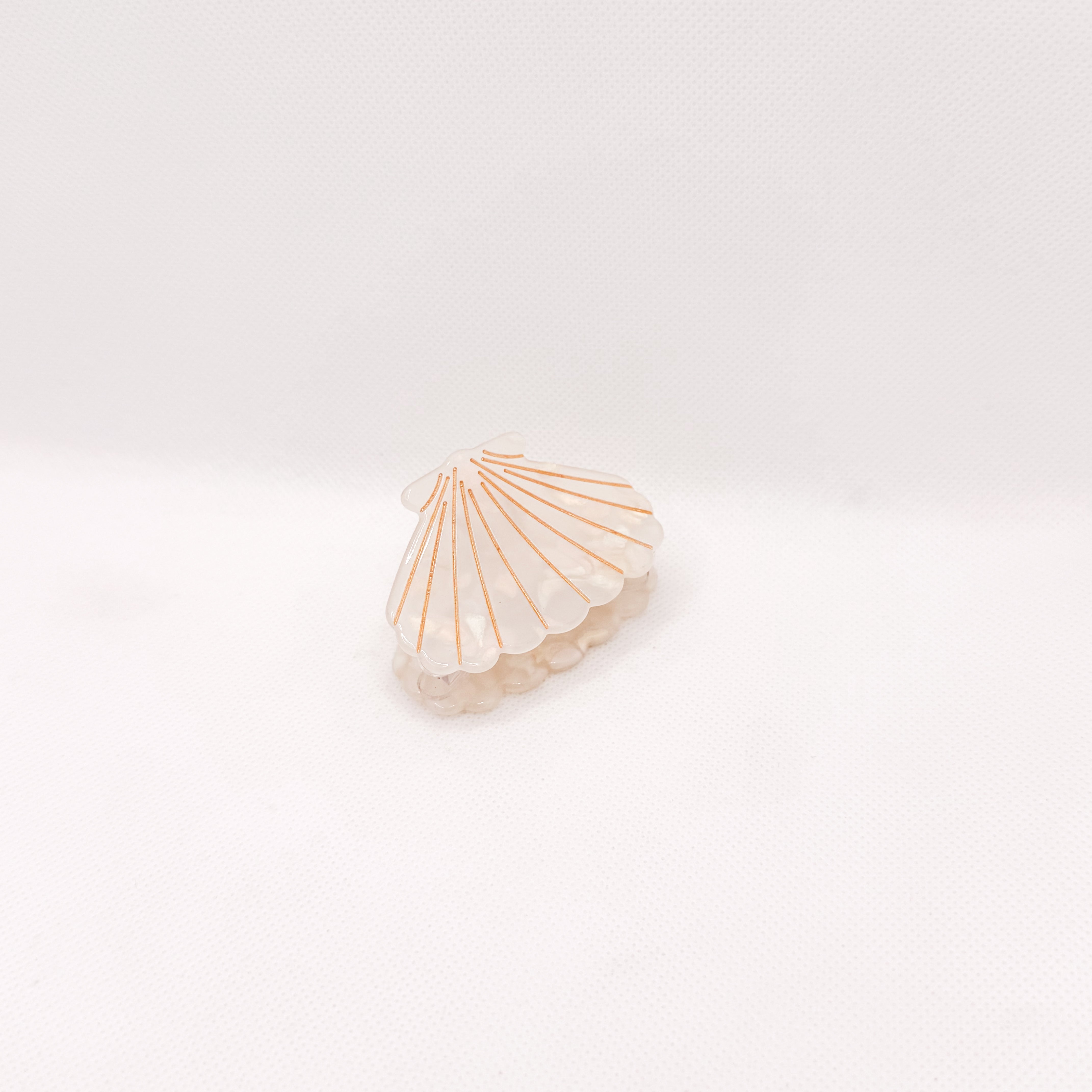 midi wide white shell hair clip