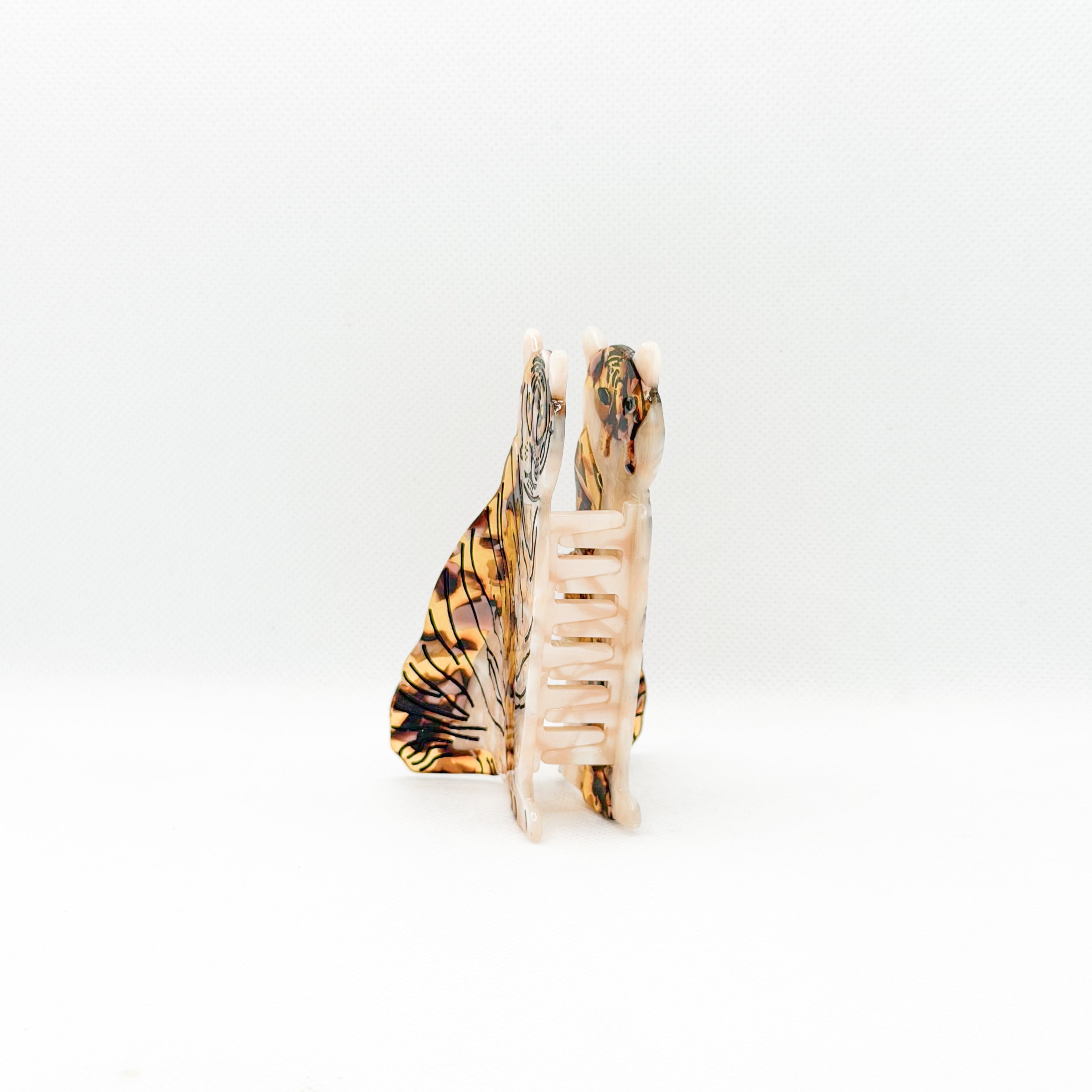 tiger animal hair claw