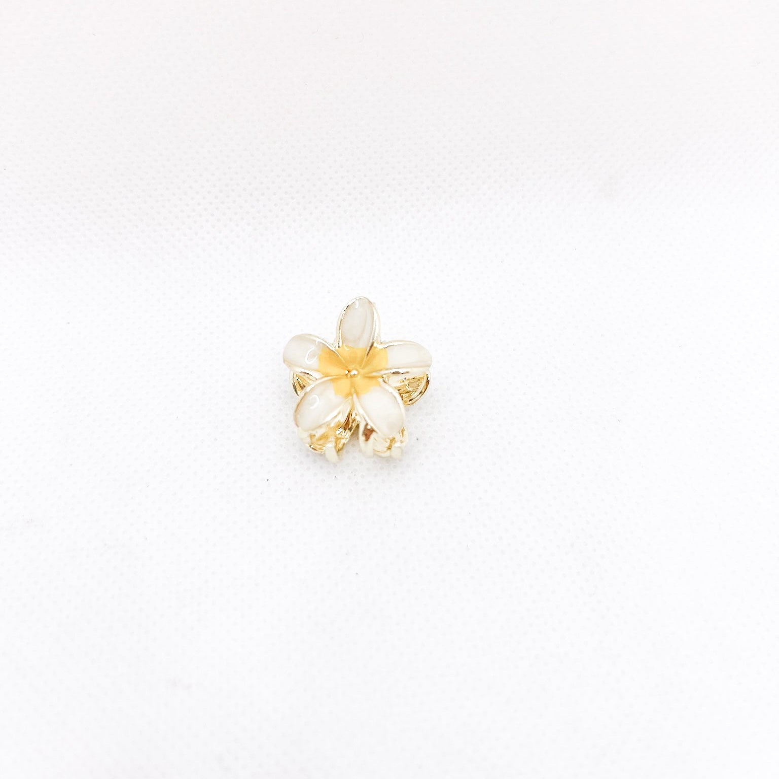 mini metal lei plumeria hair clip